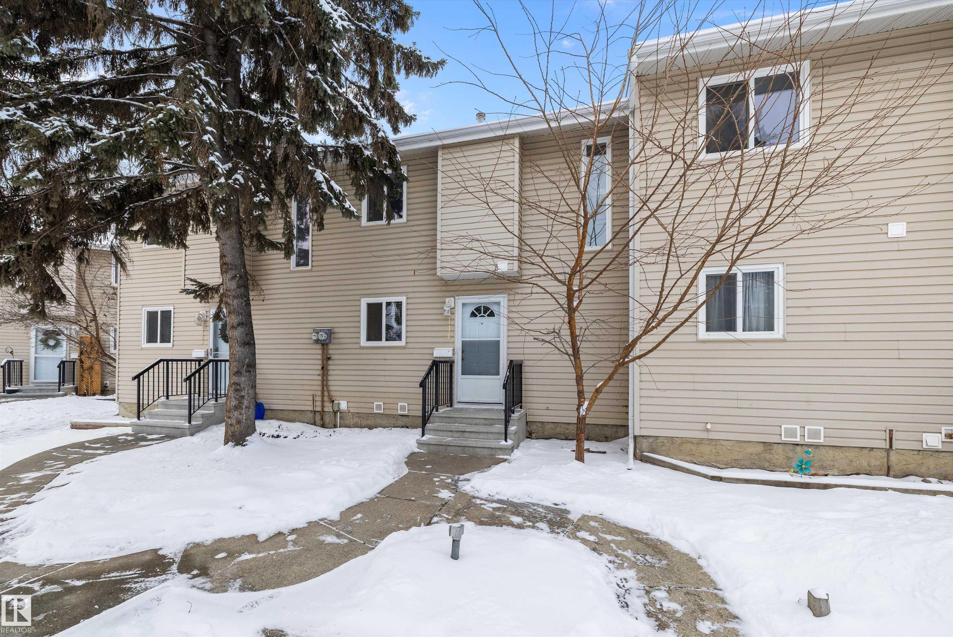 144 87 BROOKWOOD Drive, E4467803, Alberta,