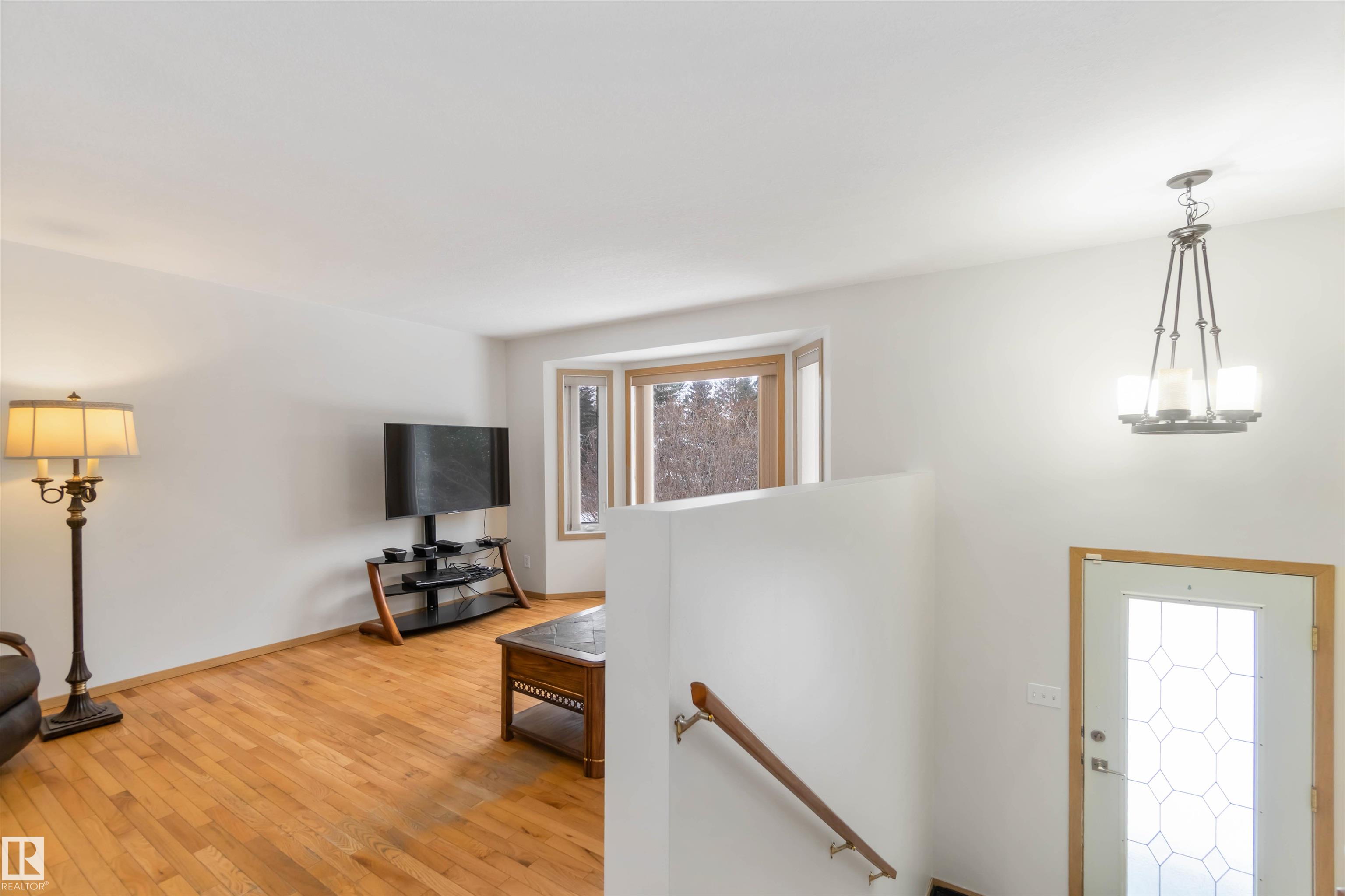 Fifth View of 8 53129 RANGE ROAD 14, Valaspen Place, Rural Parkland County, Alberta, T7Y 2T3