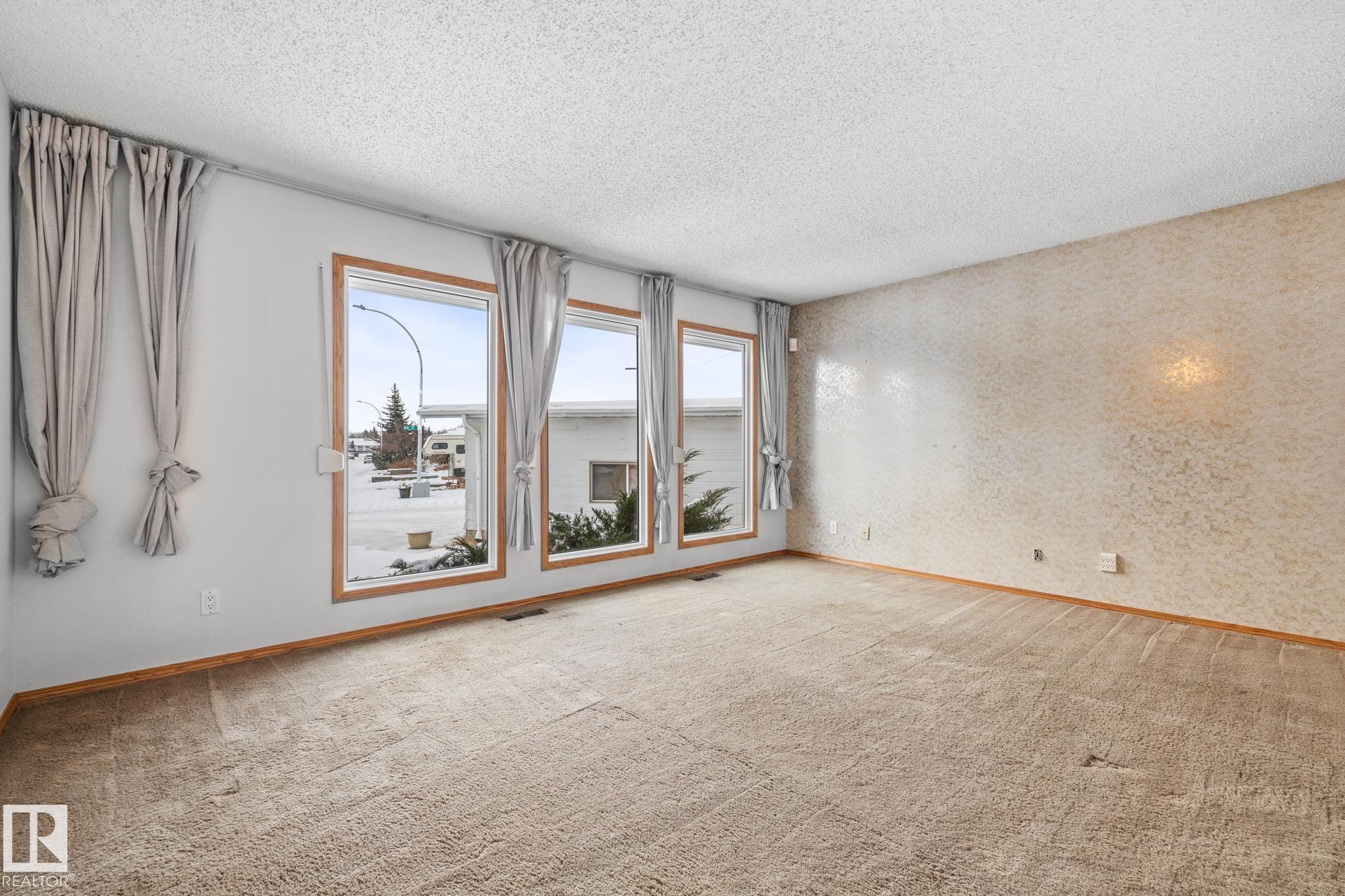 Fourth View of 16239 114 Street, Dunluce, Edmonton, Alberta, T5X 2L9