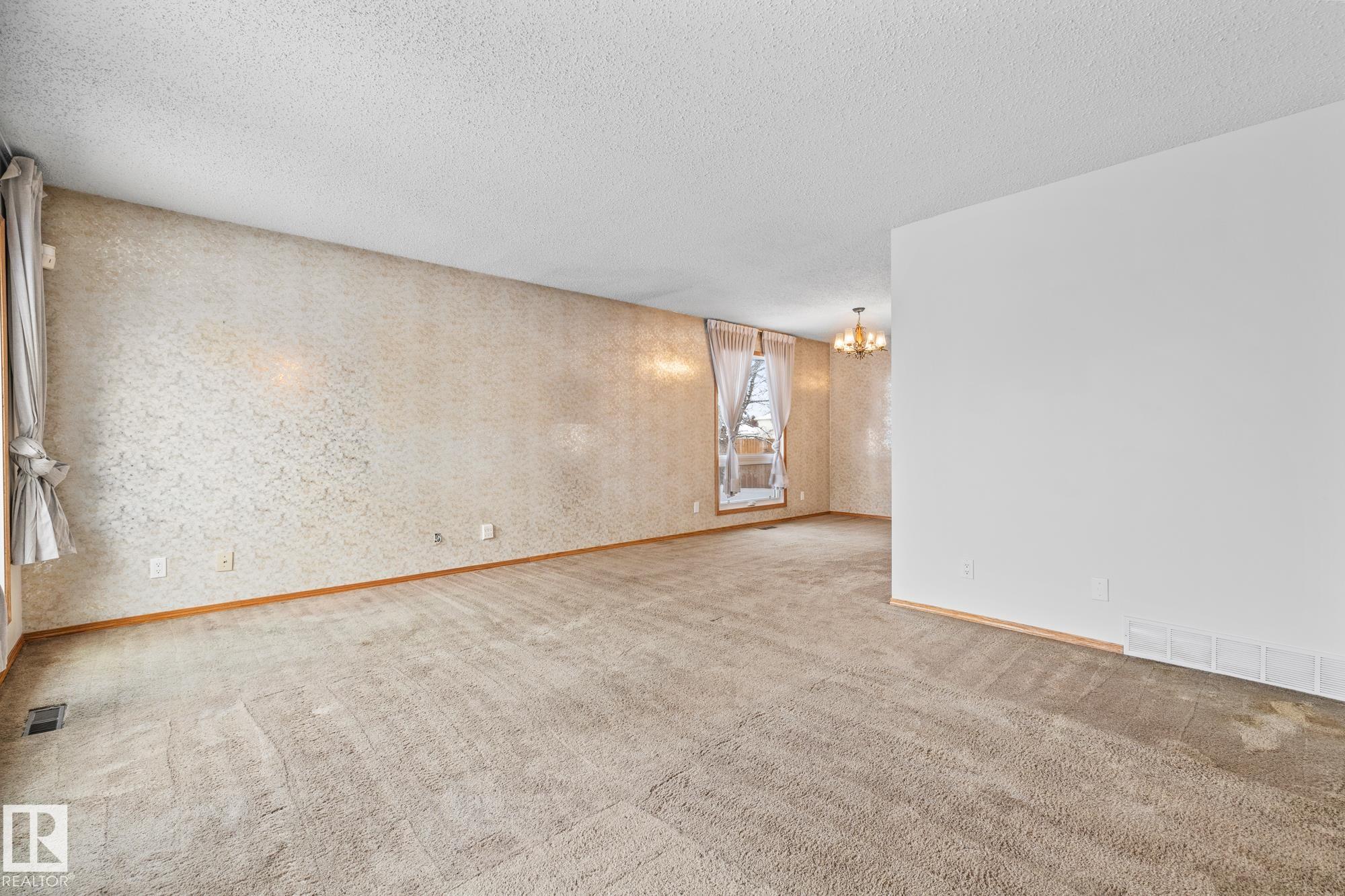 Fifth View of 16239 114 Street, Dunluce, Edmonton, Alberta, T5X 2L9