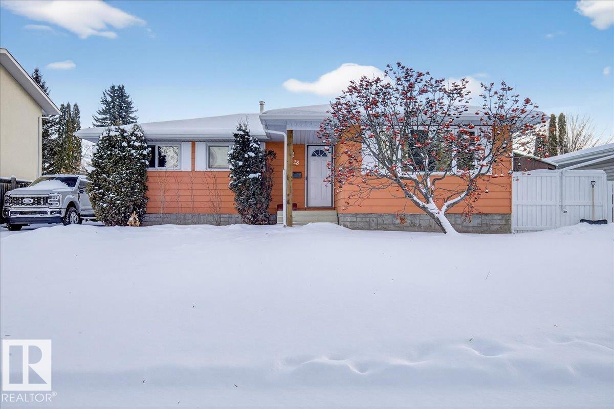 28 AFTON Crescent, E4468073, Alberta,