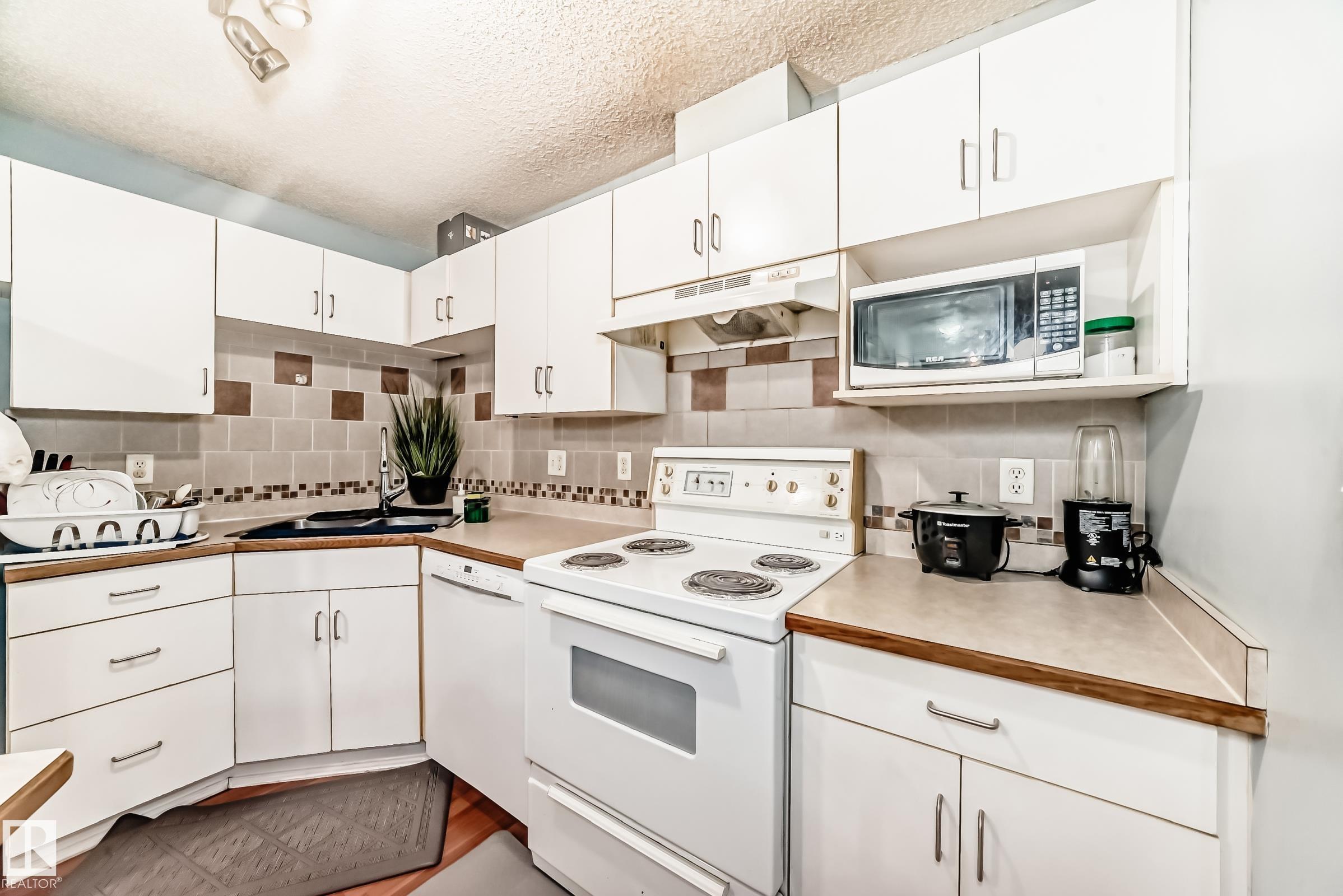 Fifth View of 108 10535 122 Street, Westmount, Edmonton, Alberta, T5N 4B7