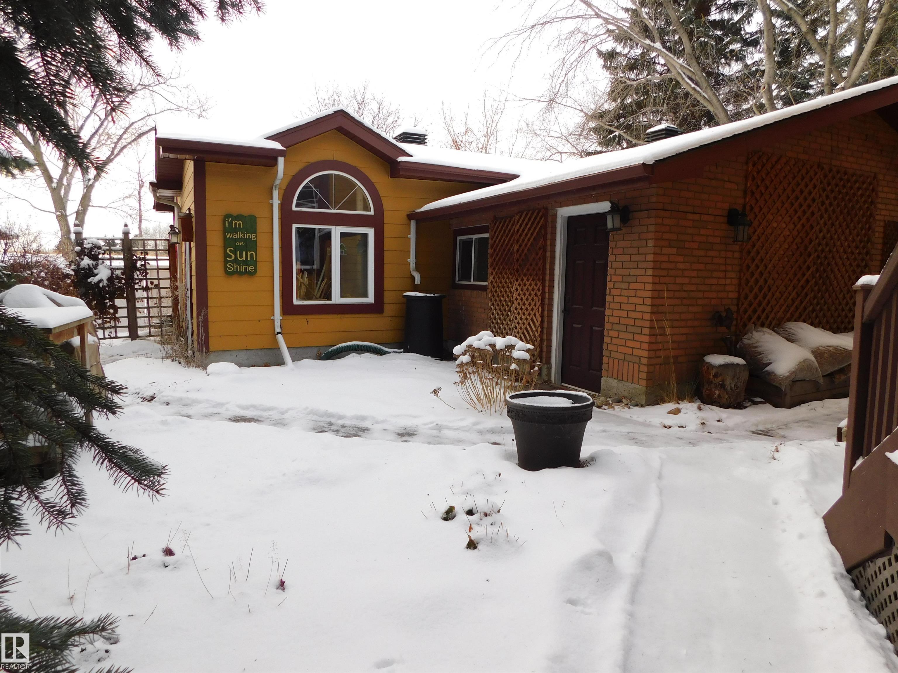 Fifth View of 5704 144 Street, Brookside, Edmonton, Alberta, T6H 4H4