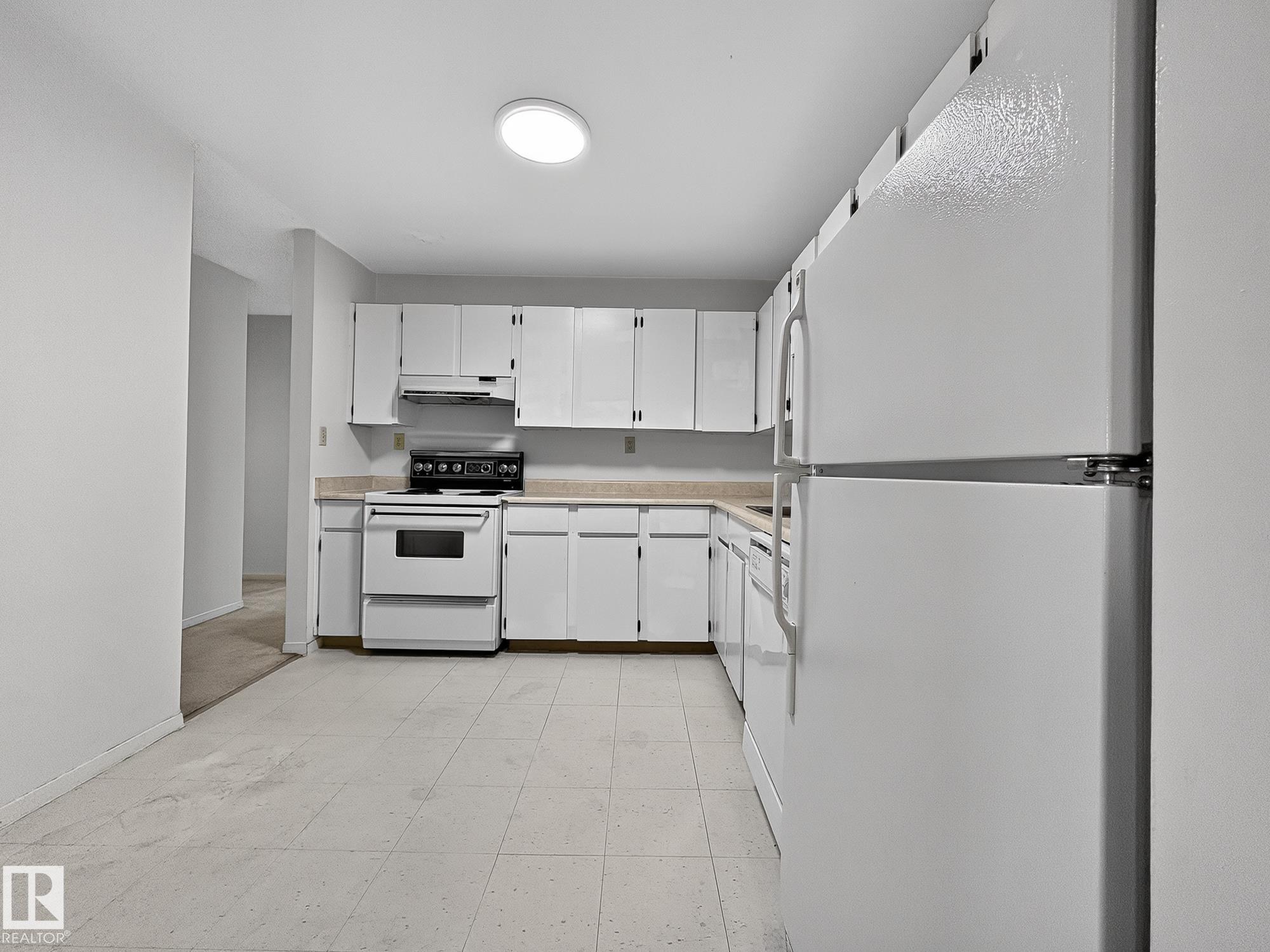 Fifth View of 406 2620 MILL WOODS Road E, Weinlos, Edmonton, Alberta, T6L 5K6