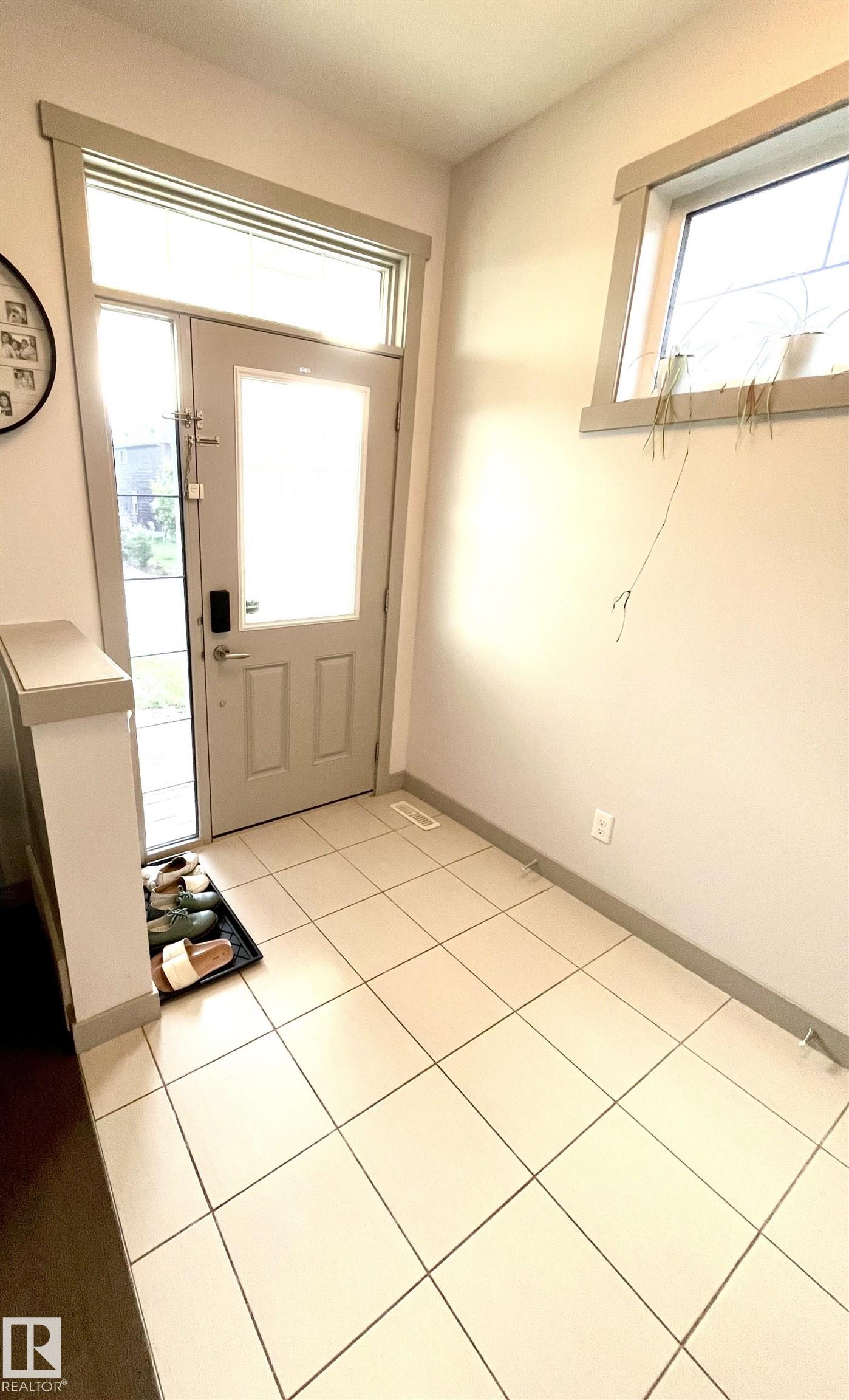 Third View of 16464 15 Avenue, Glenridding Heights, Edmonton, Alberta, T6W 2Z7