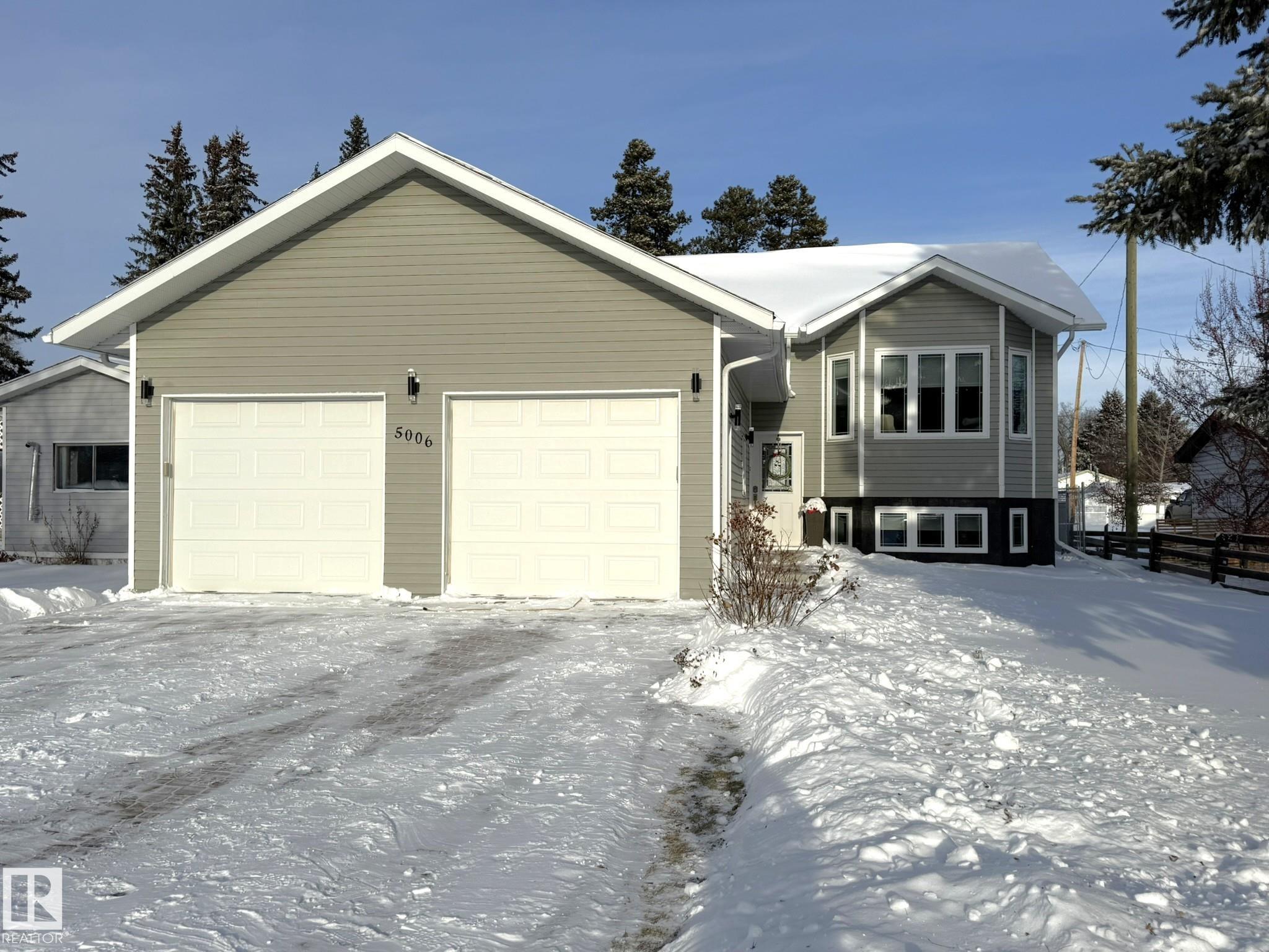 5006 46 Avenue, E4468396, Alberta,