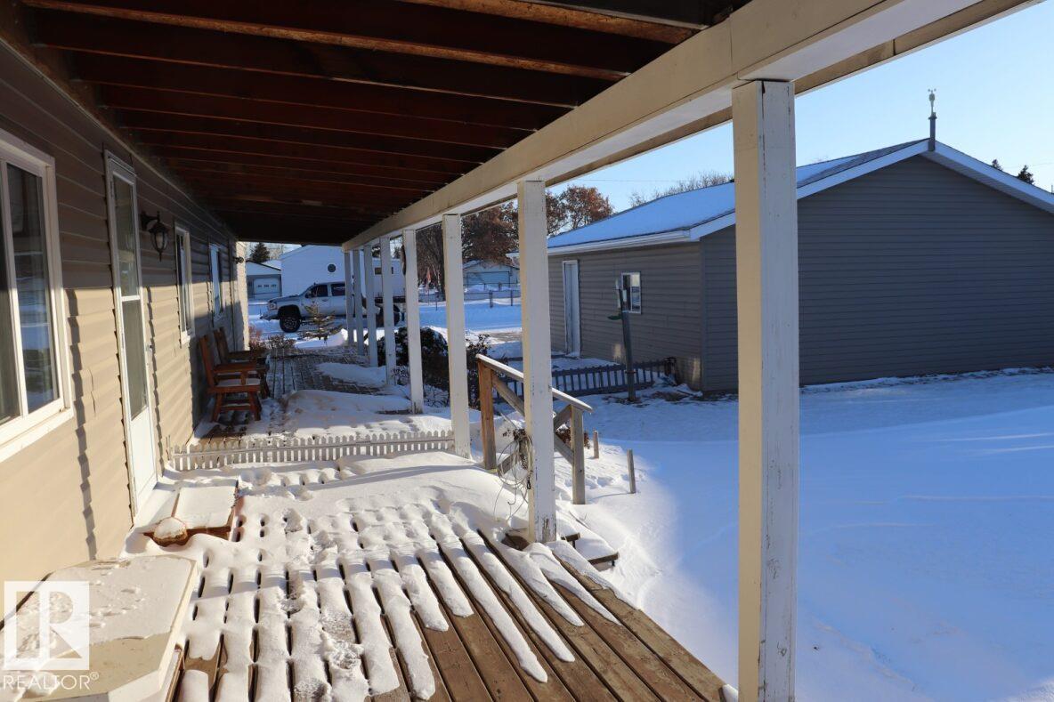 Fifth View of 4824 52 Street, None, Lougheed, Alberta, T0B 2V0