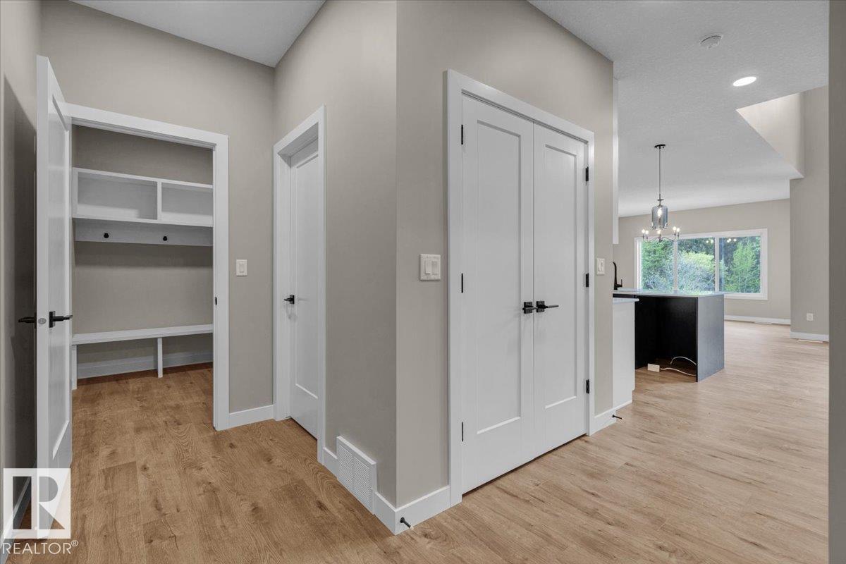 Third View of 170 CALEDON Crescent, Copperhaven, Spruce Grove, Alberta, T7X 4E3