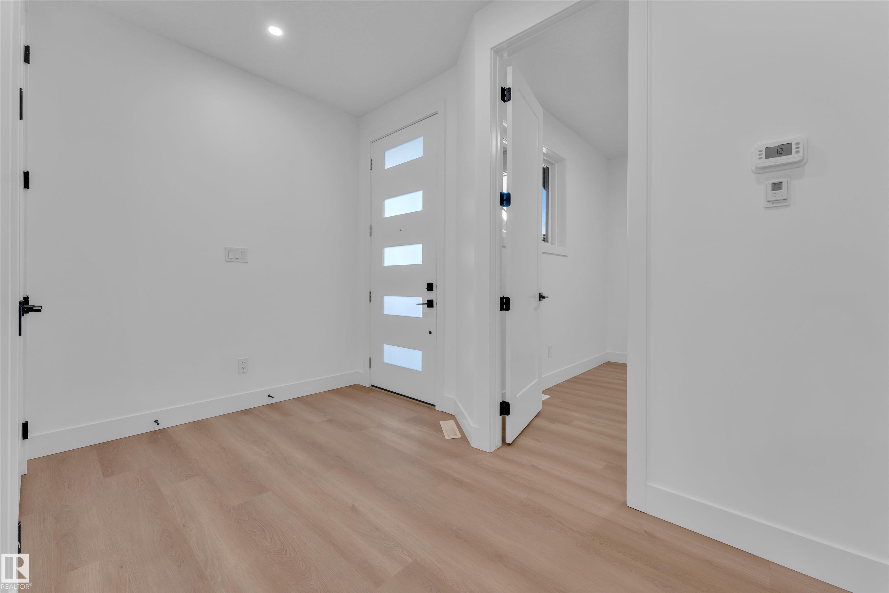 Second View of 127 24 Street, Alces, Edmonton, Alberta, T6X 3K4