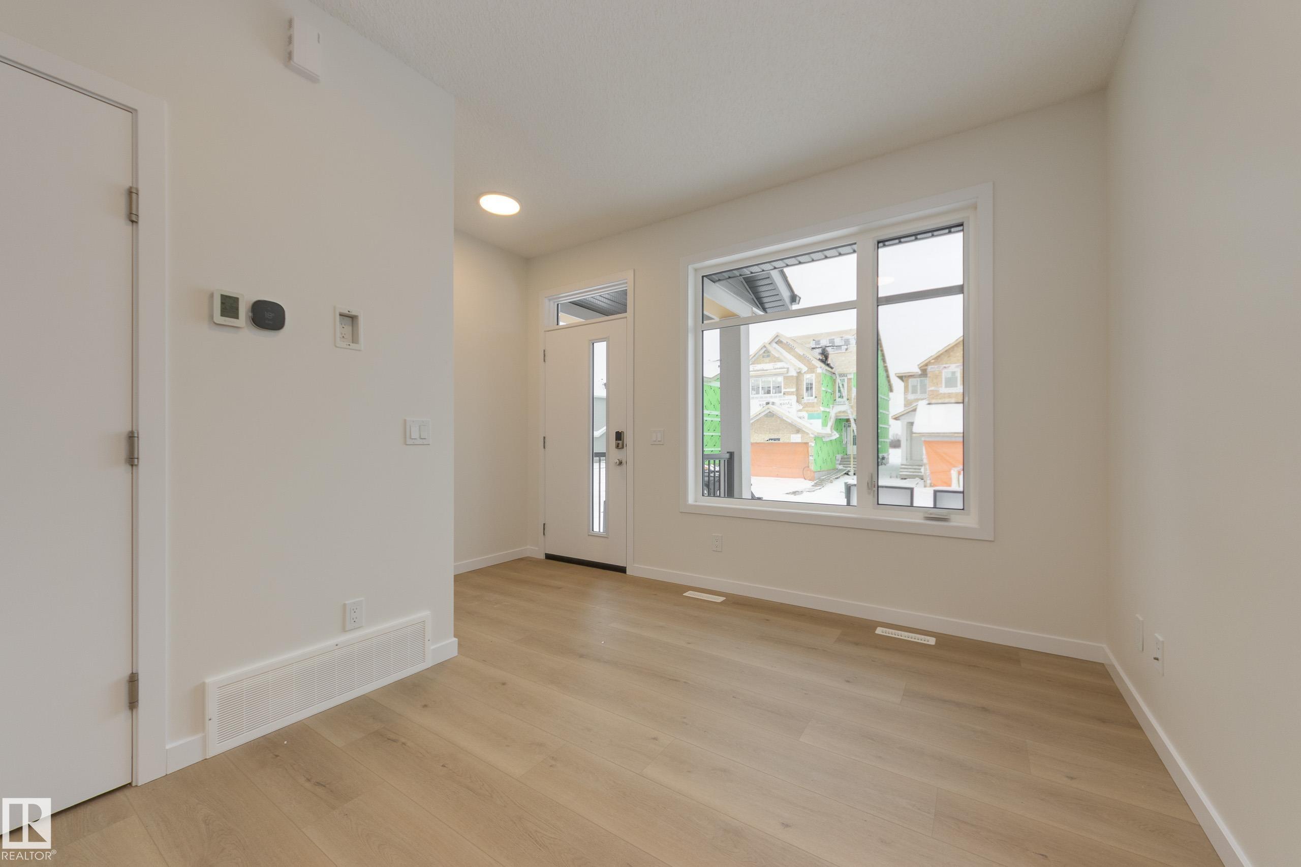 Third View of 309 173 Avenue, Marquis, Edmonton, Alberta, T5Y 4G5