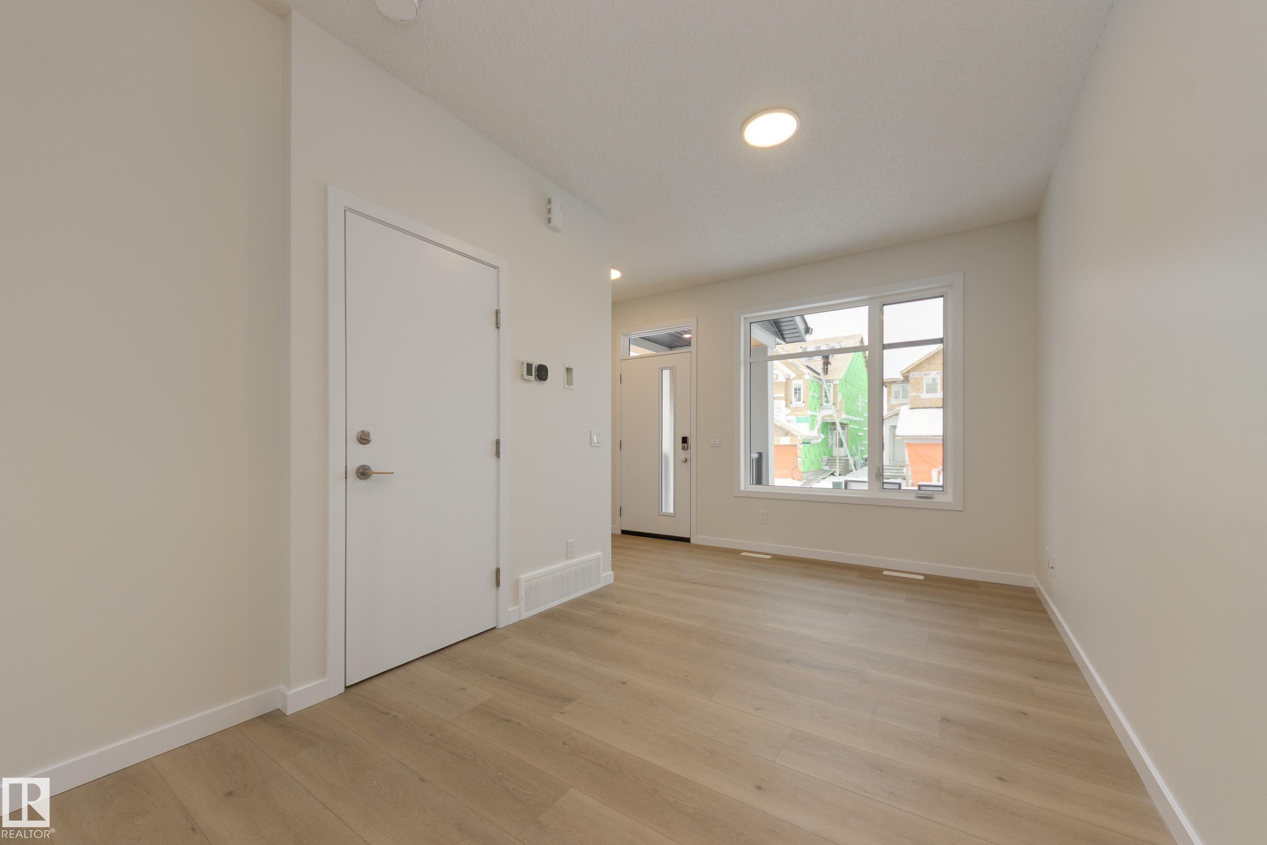 Fourth View of 309 173 Avenue, Marquis, Edmonton, Alberta, T5Y 4G5