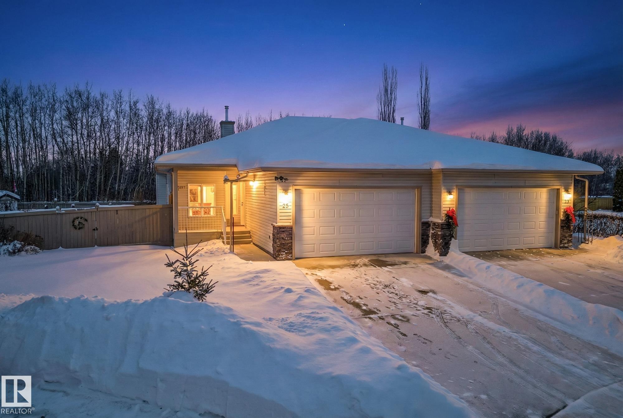 25 FOLKSTONE Place, E4468748, Alberta,