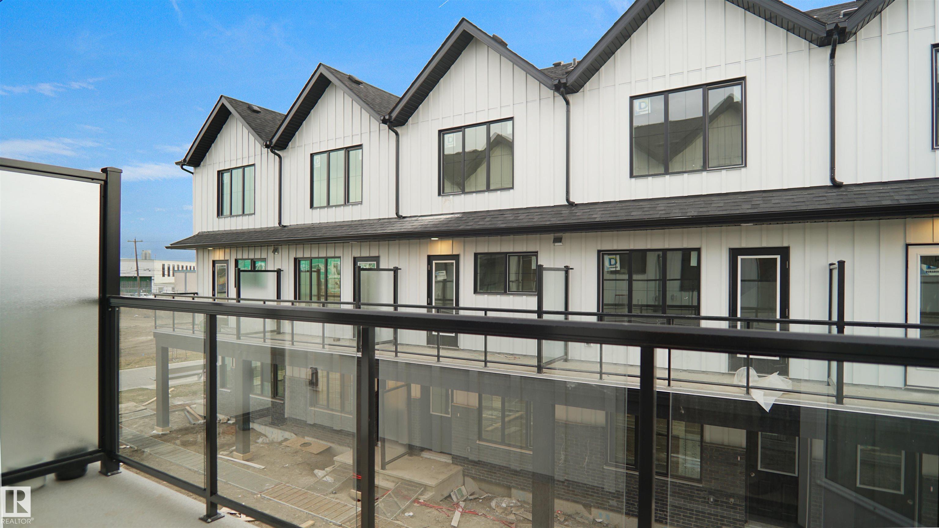 6 29 Airport Road, E4468784, Alberta,