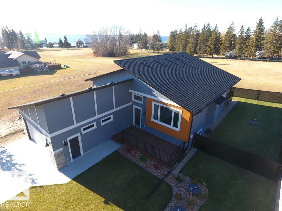 102 1 Street, E4468887, Alberta,