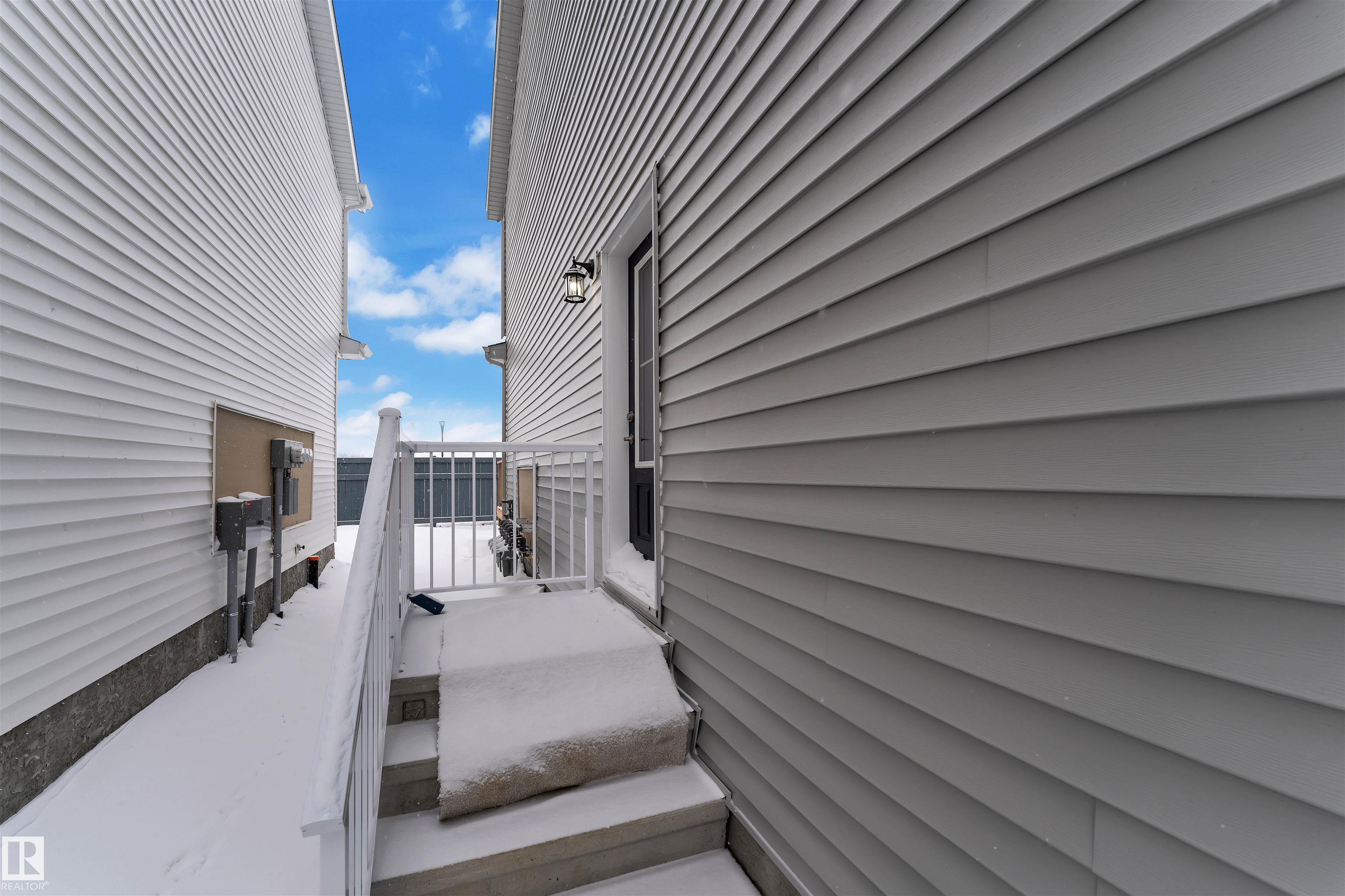 Fifth View of 24 7110 Keswick Common, Keswick, Edmonton, Alberta, T6W 5P7