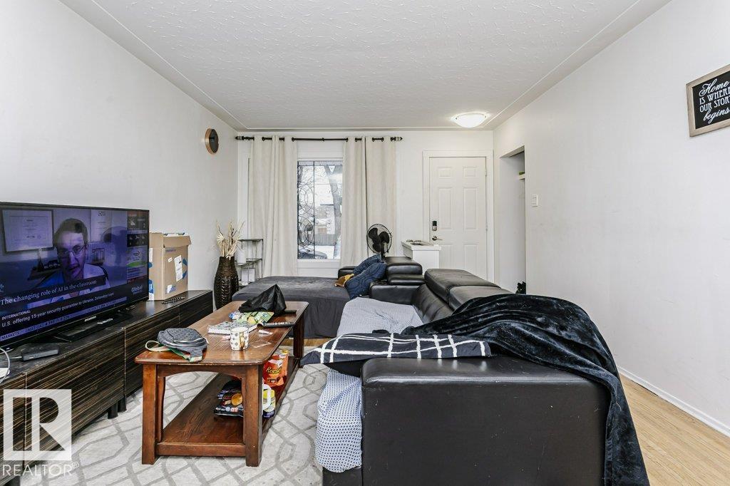 Fifth View of 9324 120 Avenue, Alberta Avenue, Edmonton, Alberta, T5G 0R6