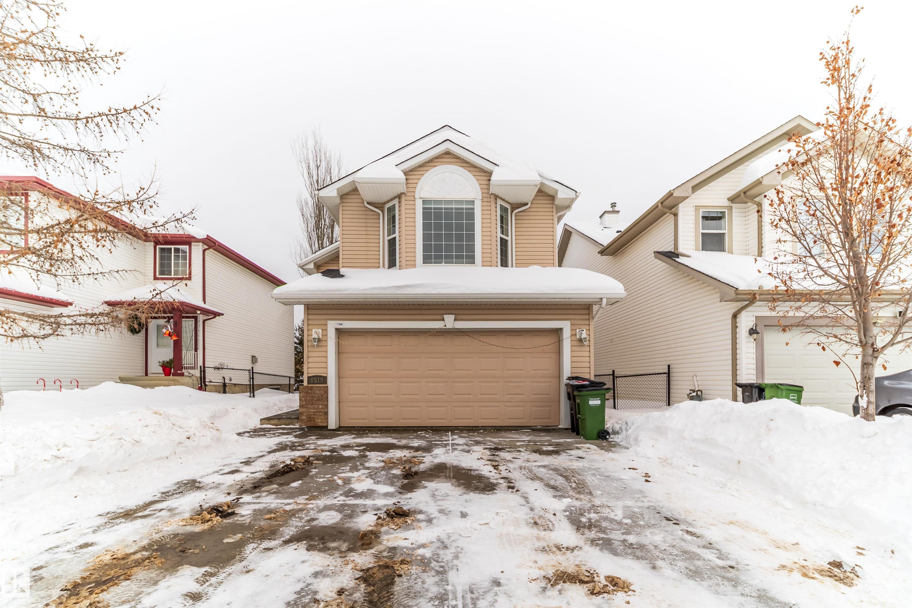 8518 6 AV, E4468925, Alberta,