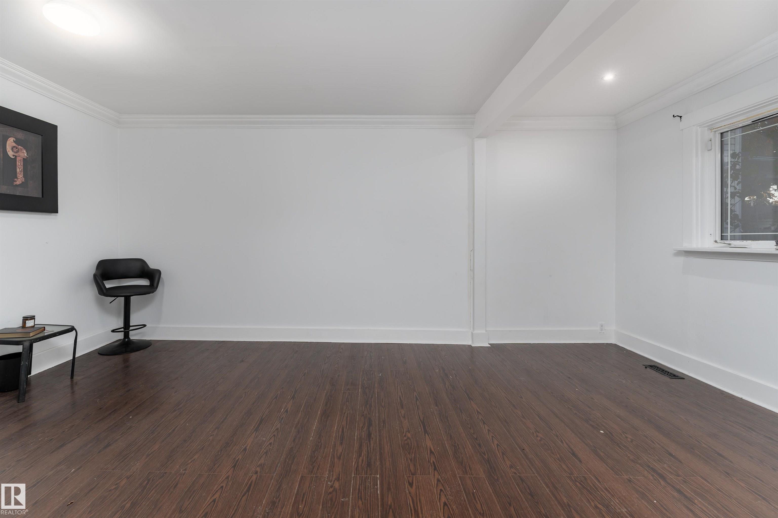 Fifth View of 12018 95 Street, Alberta Avenue, Edmonton, Alberta, T5G 1M7