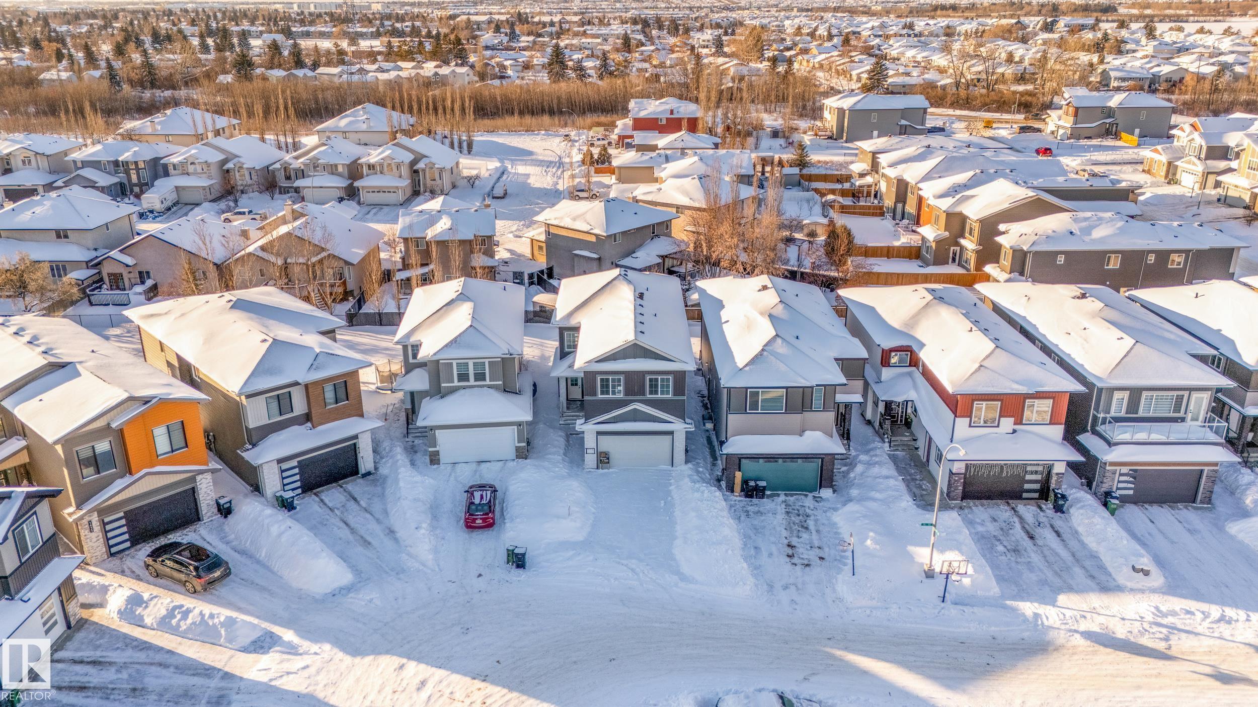 Fifth View of Fraser, Edmonton, Alberta, T5Y 3J1