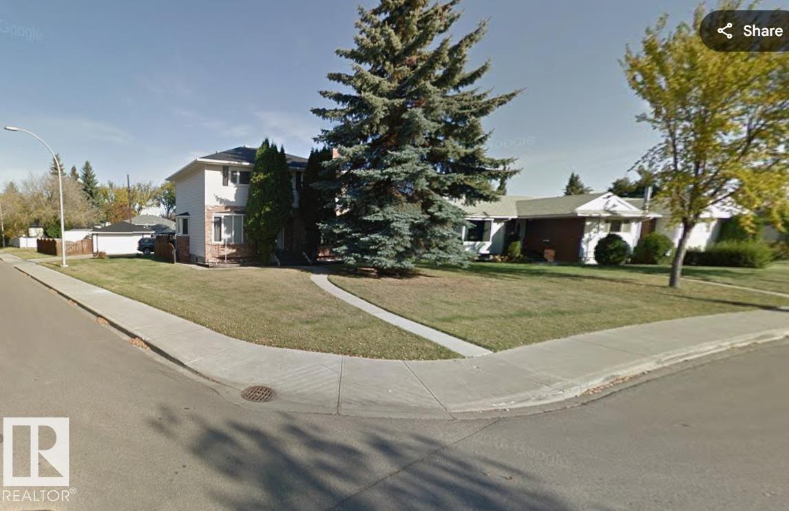 Fourth View of 7524 95 Avenue, Holyrood, Edmonton, Alberta, T6C 1X5