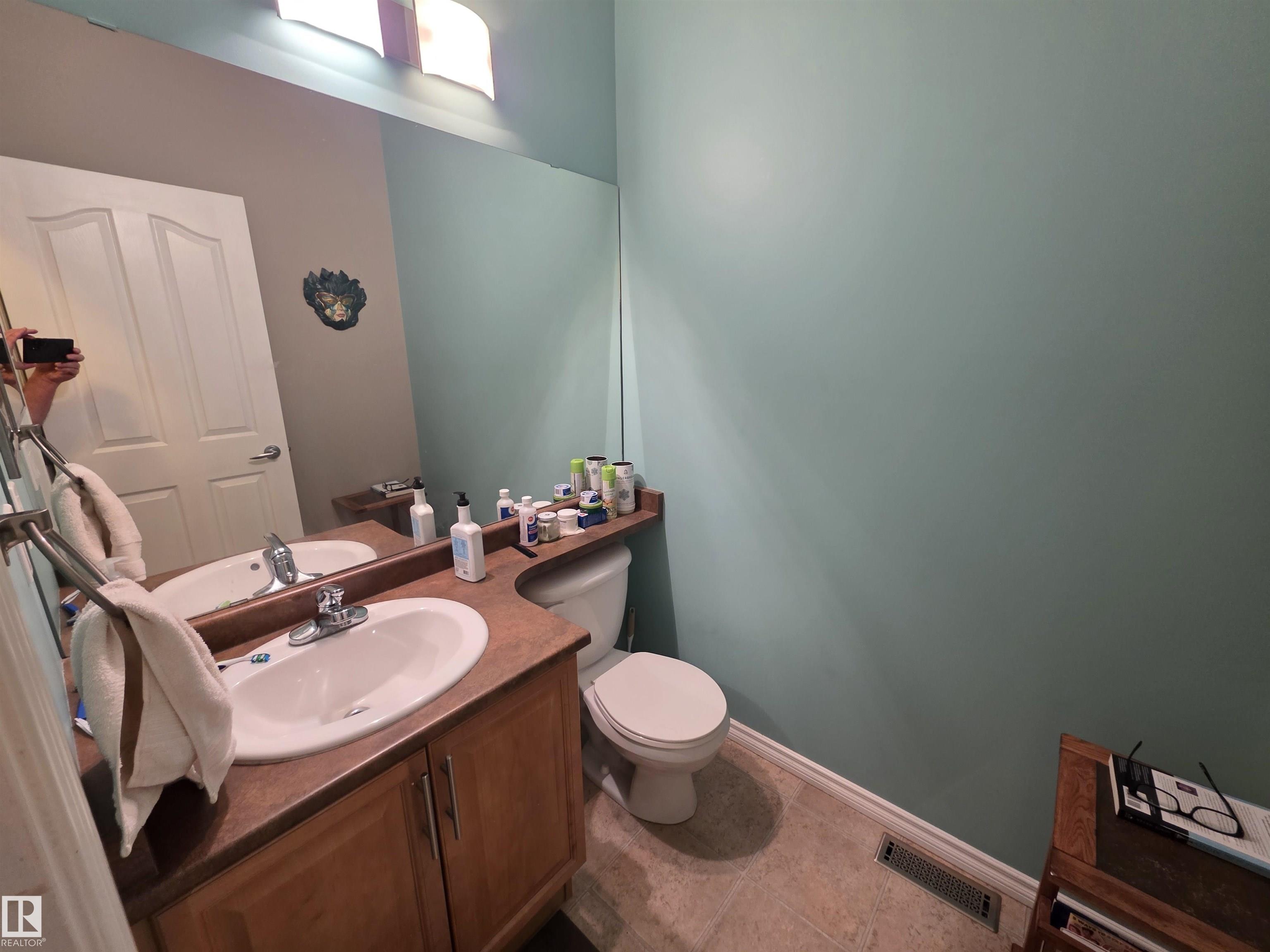 Fifth View of 210 41 SUMMERWOOD Boulevard, Summerwood, Sherwood Park, Alberta, T8H 0C8