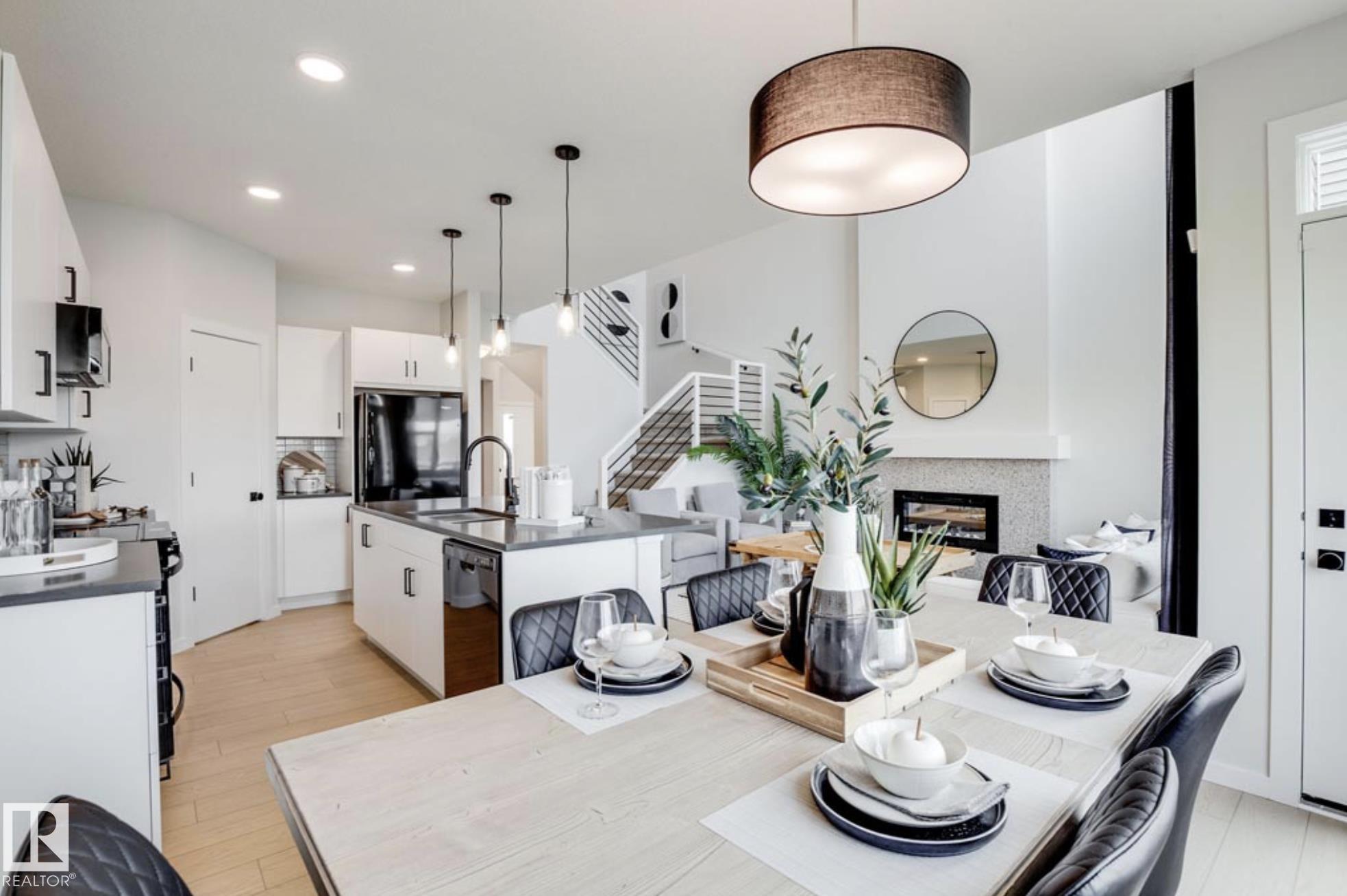 Fifth View of 2535 211 Street, The Uplands, Edmonton, Alberta, T6M 3H1