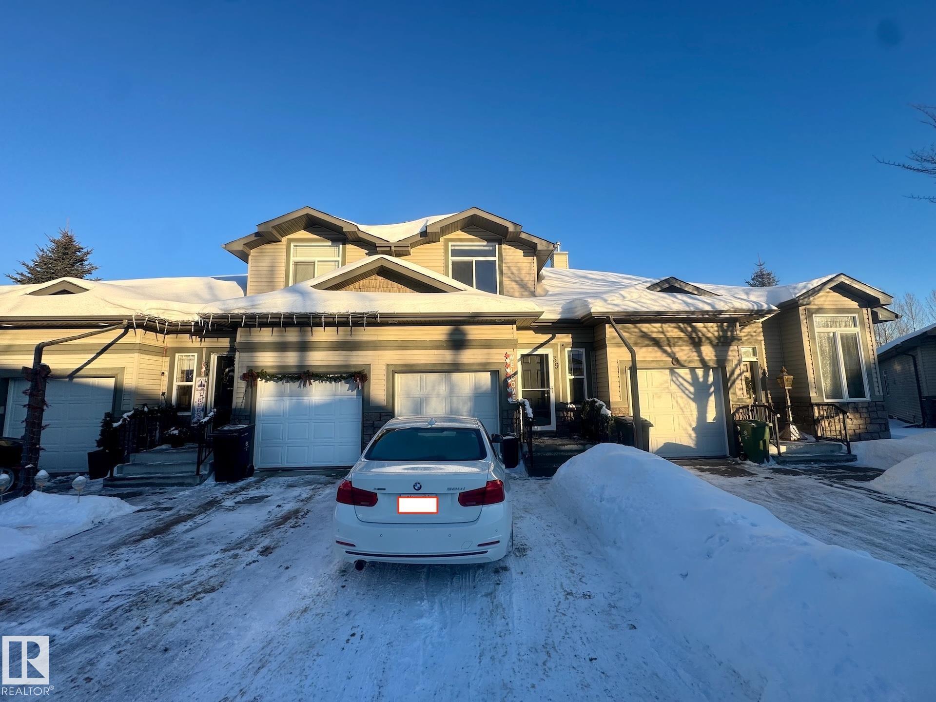 39 10 WOODCREST Lane, E4469903, Alberta,