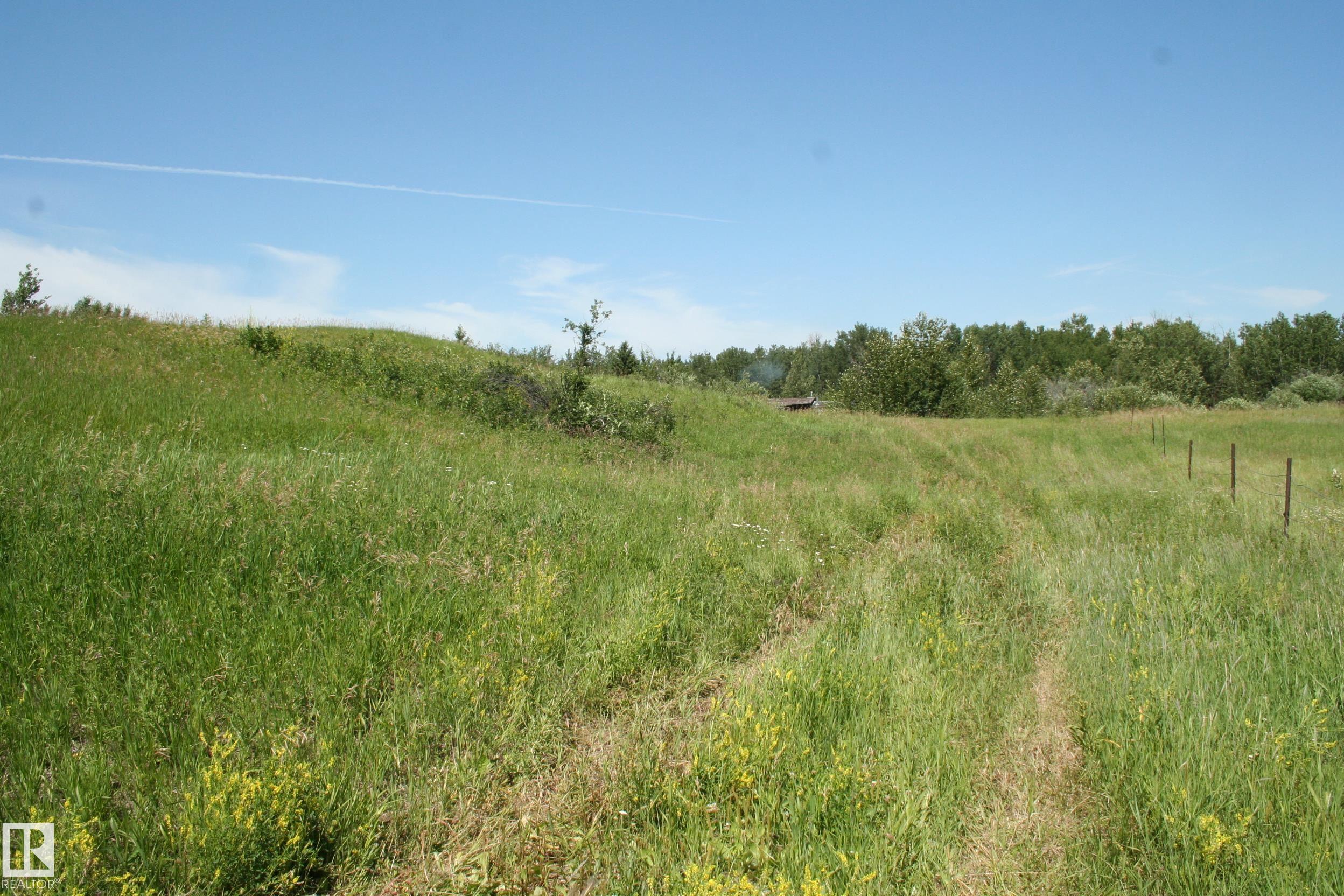 Third View of 217 21252 TWP ROAD 540, Gunnmanor Estates, Rural Strathcona County, Alberta, T5G 2A1