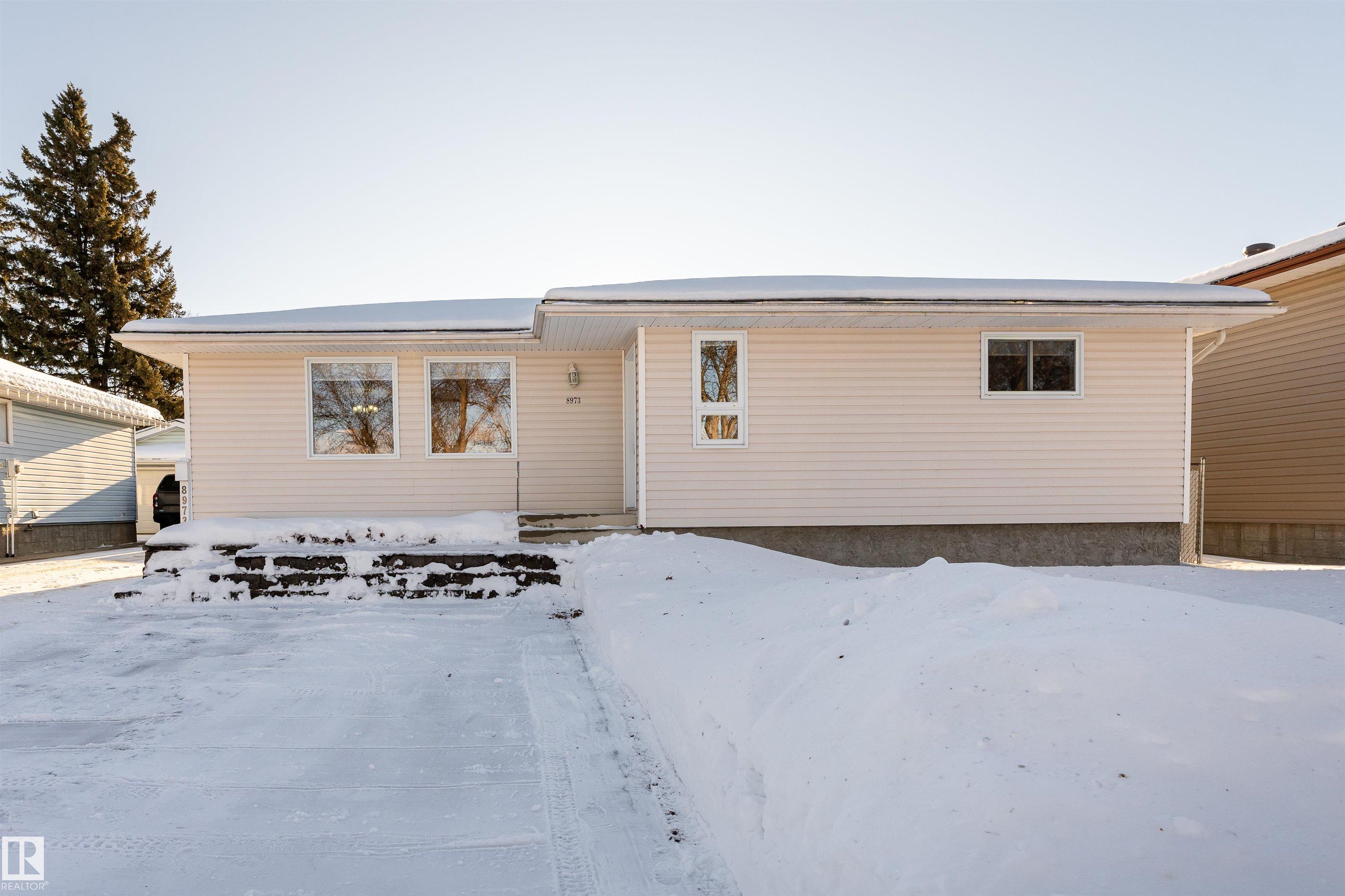 8973 95 Avenue, E4469943, Alberta,