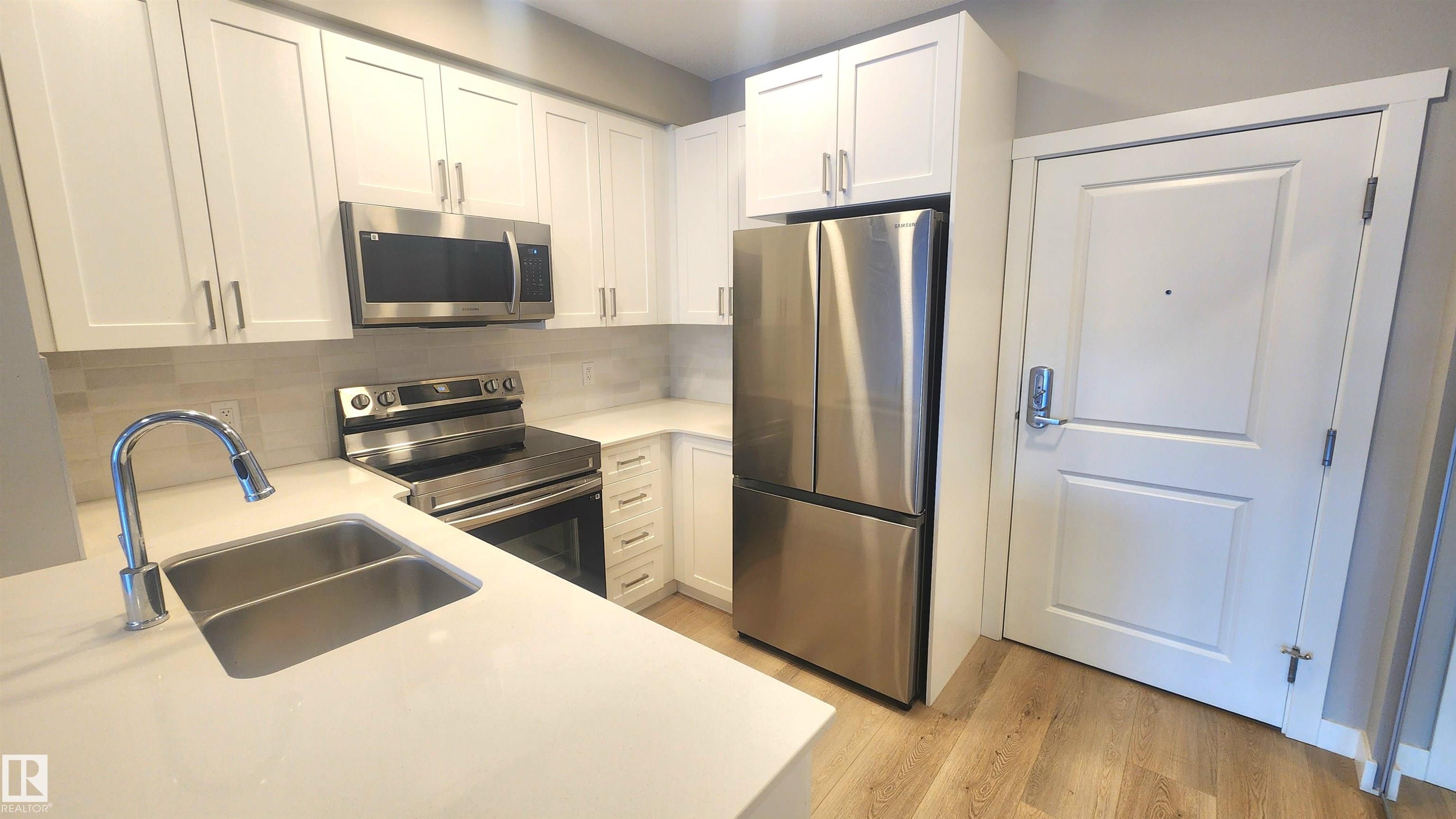 Second View of 226 12804 140 Avenue, Pembina, Edmonton, Alberta, T6V 1K4