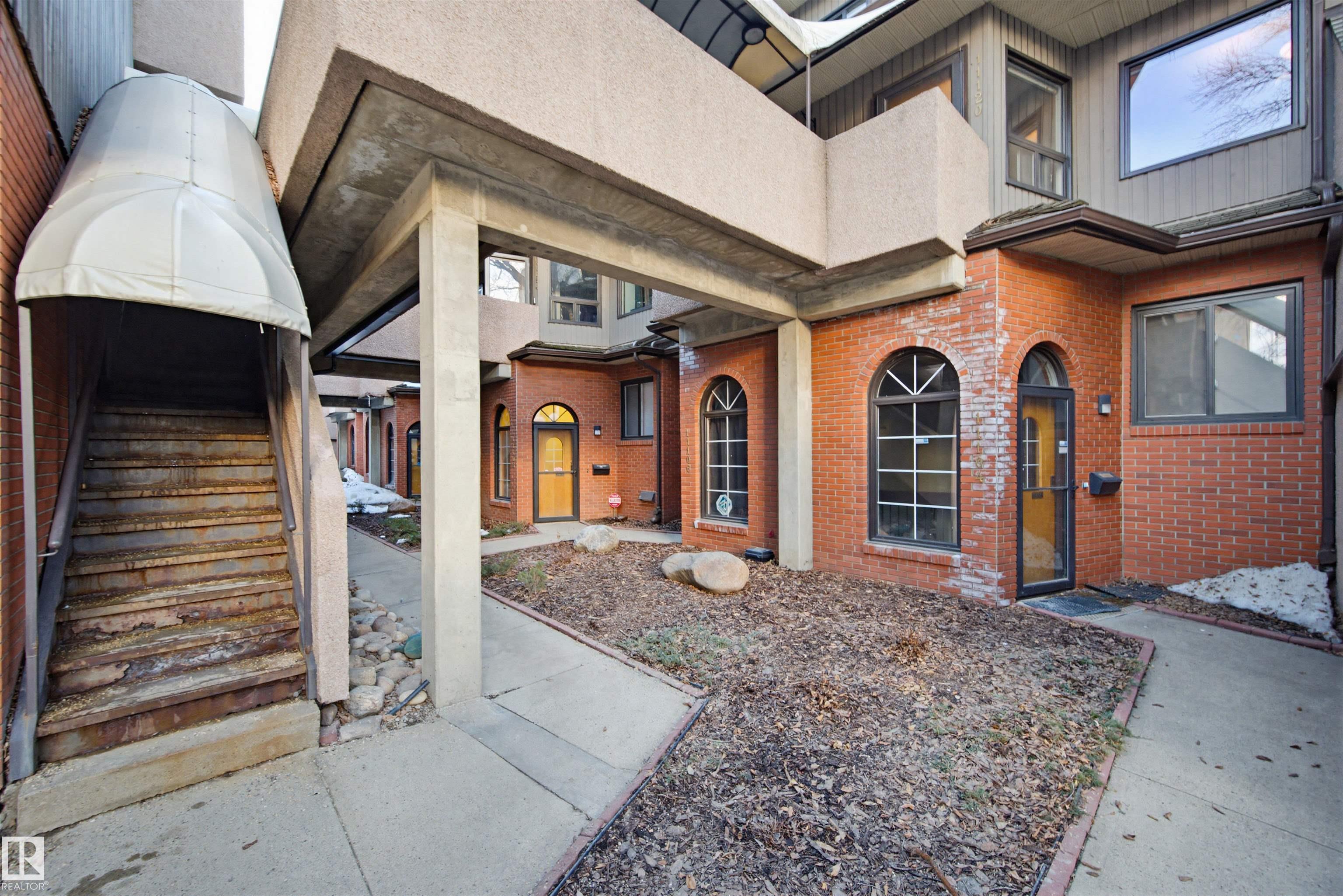 Fifth View of 11108 83 Avenue NW, Garneau, Edmonton, Alberta, T6G 0V1