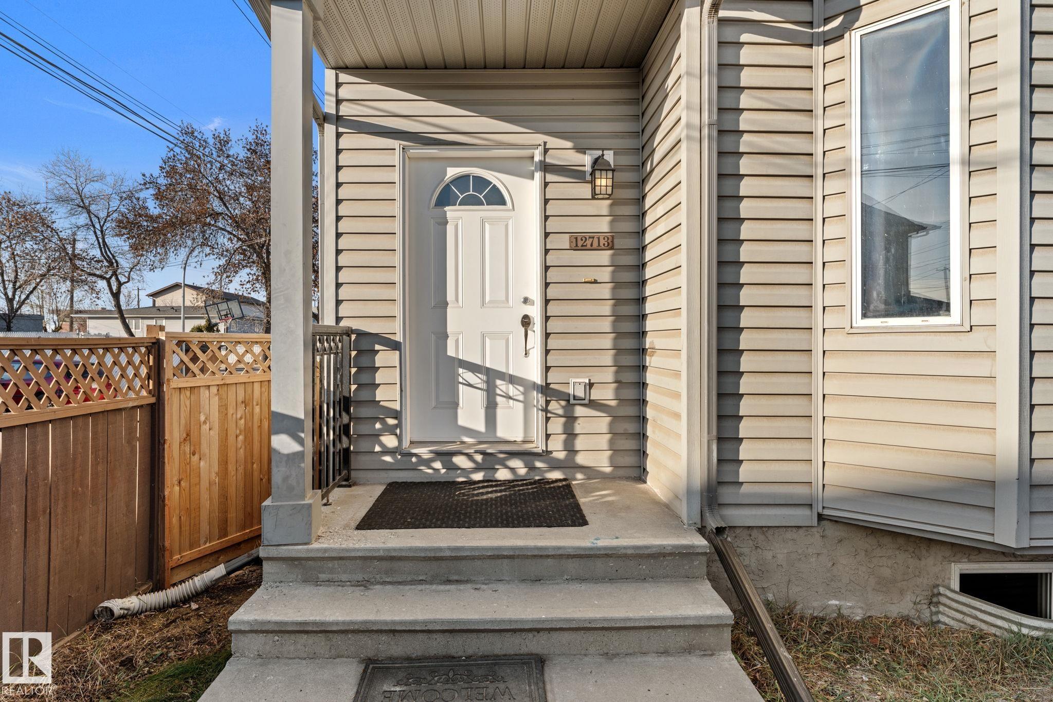 Second View of 12713 116 Street, Calder, Edmonton, Alberta, T5E 5H1
