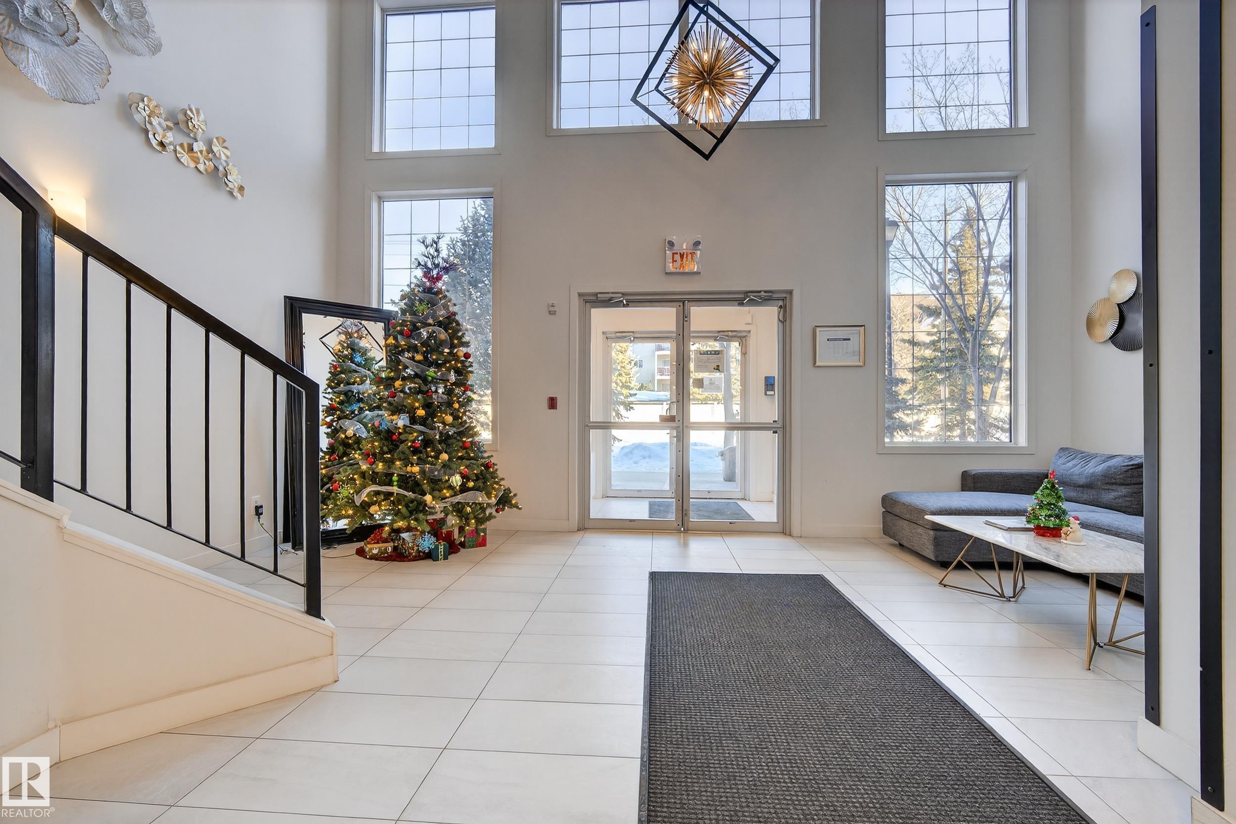 Fourth View of 101 12110 106 Avenue, Westmount, Edmonton, Alberta, T5N 4R9