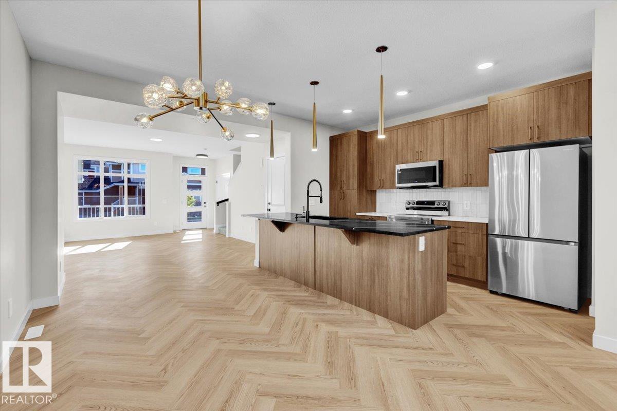 1316 KESWICK Drive, E4470191, Alberta,