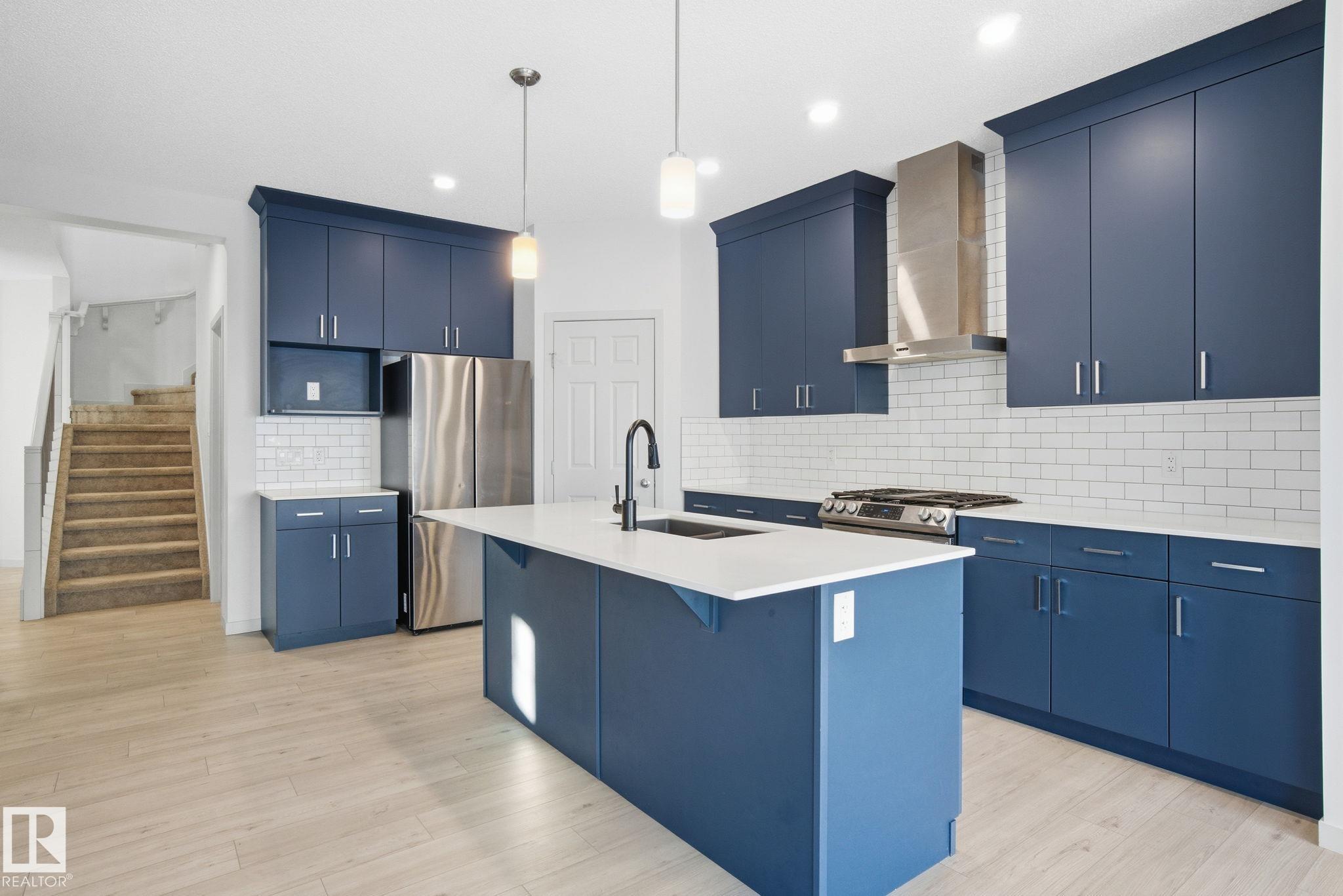 Third View of 2423 194 Street, The Uplands, Edmonton, Alberta, T6M 1P5