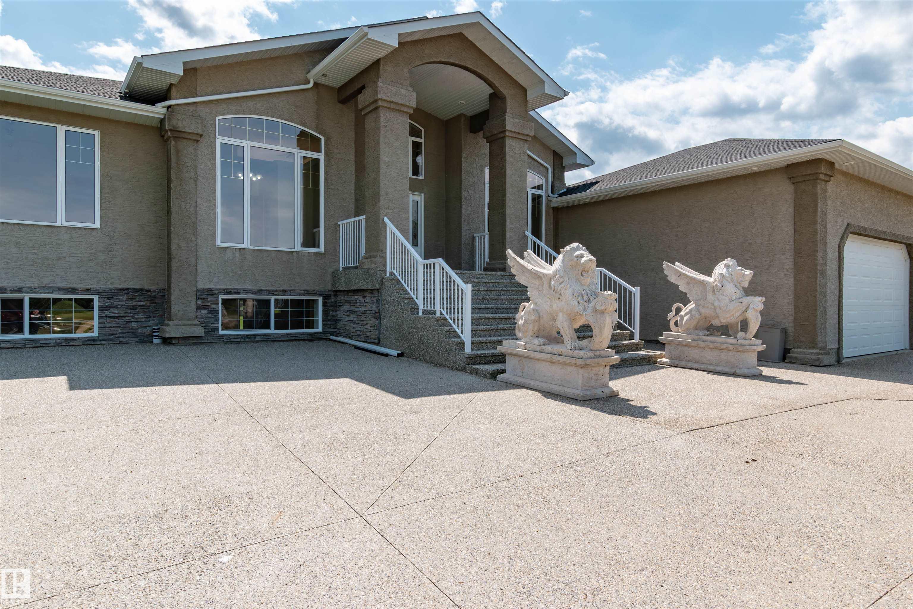 Third View of 15 53016 RGE ROAD 222, Four Ridges, Rural Strathcona County, Alberta, T8B 1A8