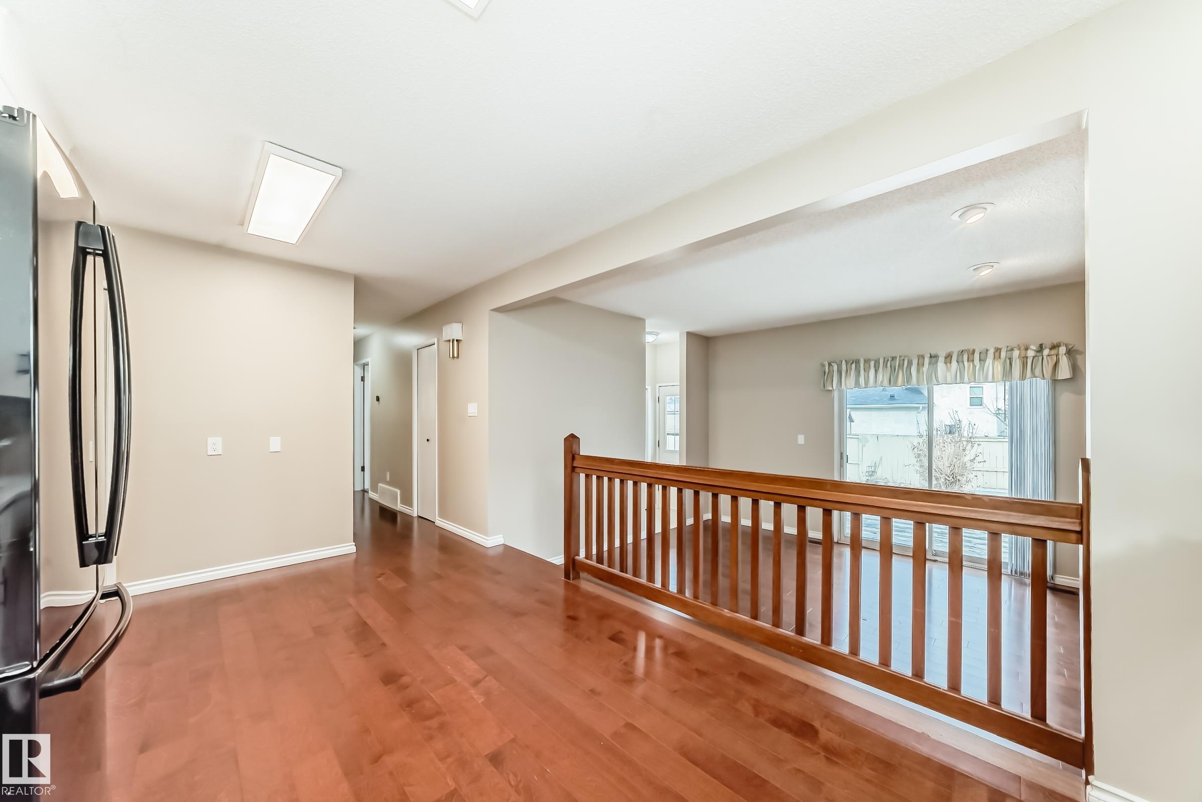 Fourth View of 1923 52 Street NW, Meyokumin, Edmonton, Alberta, T6L 1J3