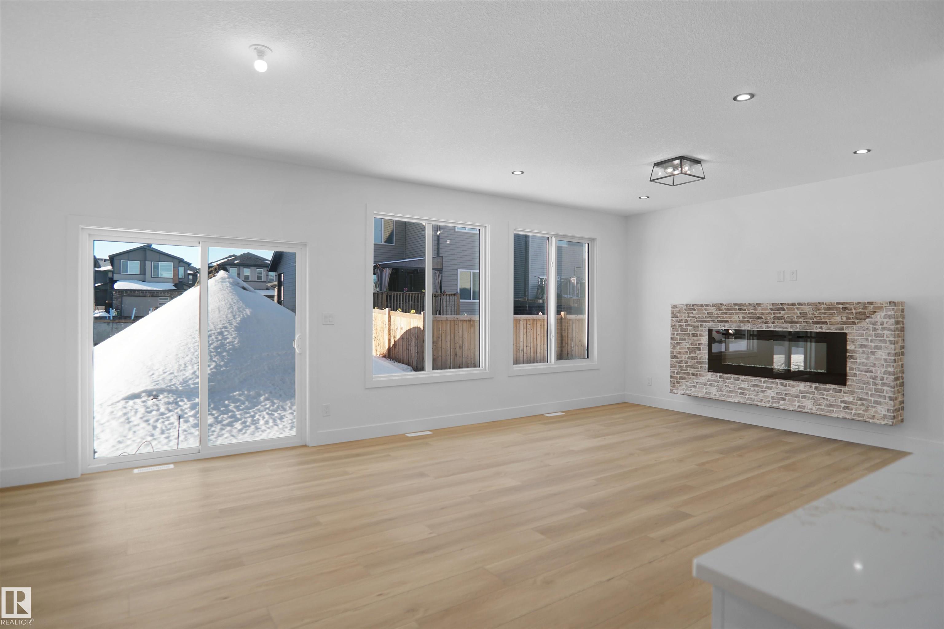 Fifth View of 16816 47 Street, Cy Becker, Edmonton, Alberta, T5Y 4J5