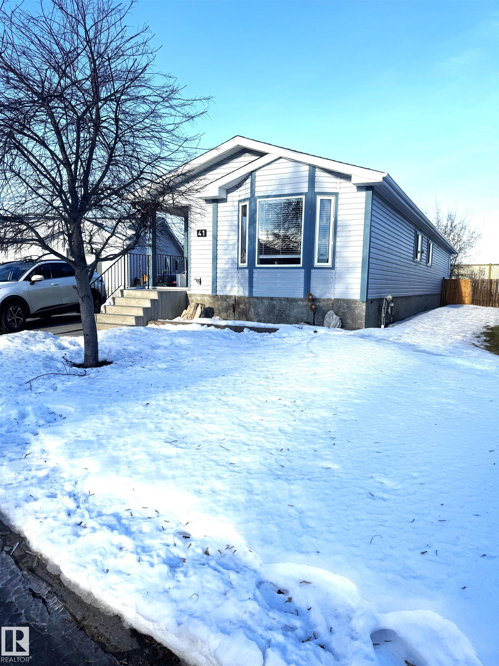 41 GRAYWOOD Cove, E4470442, Alberta,