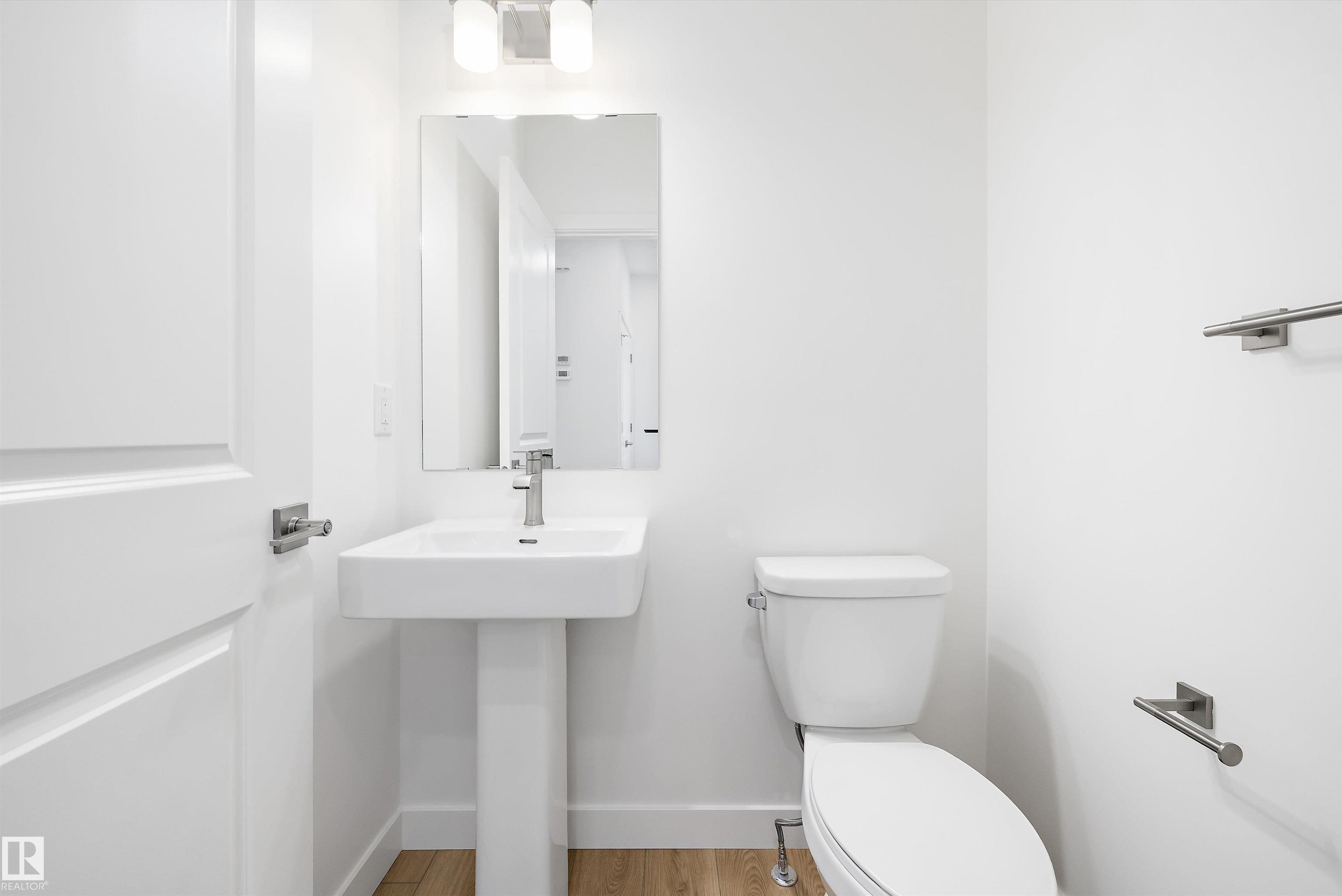 Fifth View of 18919 28 Avenue, The Uplands, Edmonton, Alberta, T6M 3H9