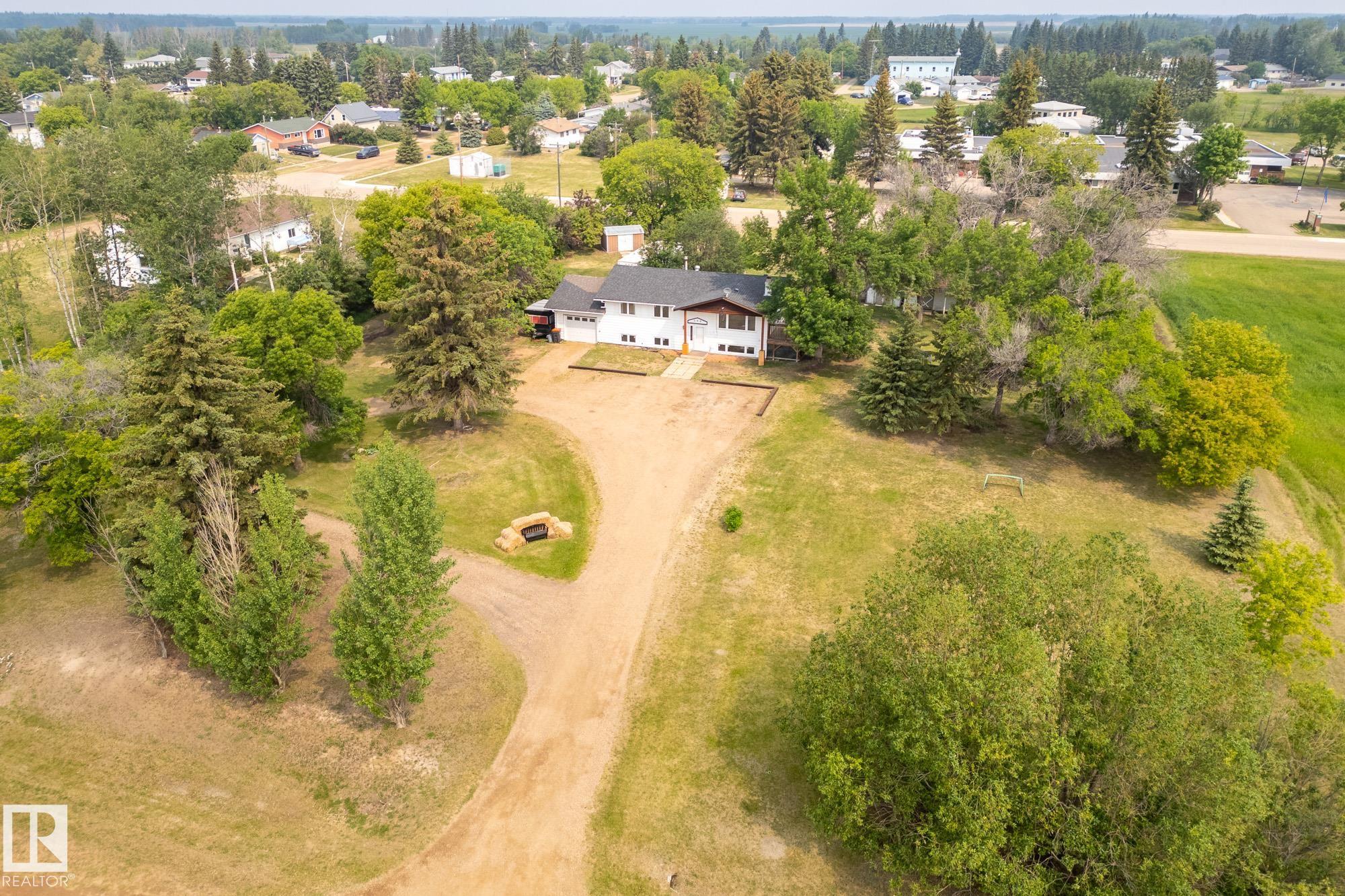 Second View of 320 1 Avenue, Thorhild, Thorhild, Alberta, T0A 3J0