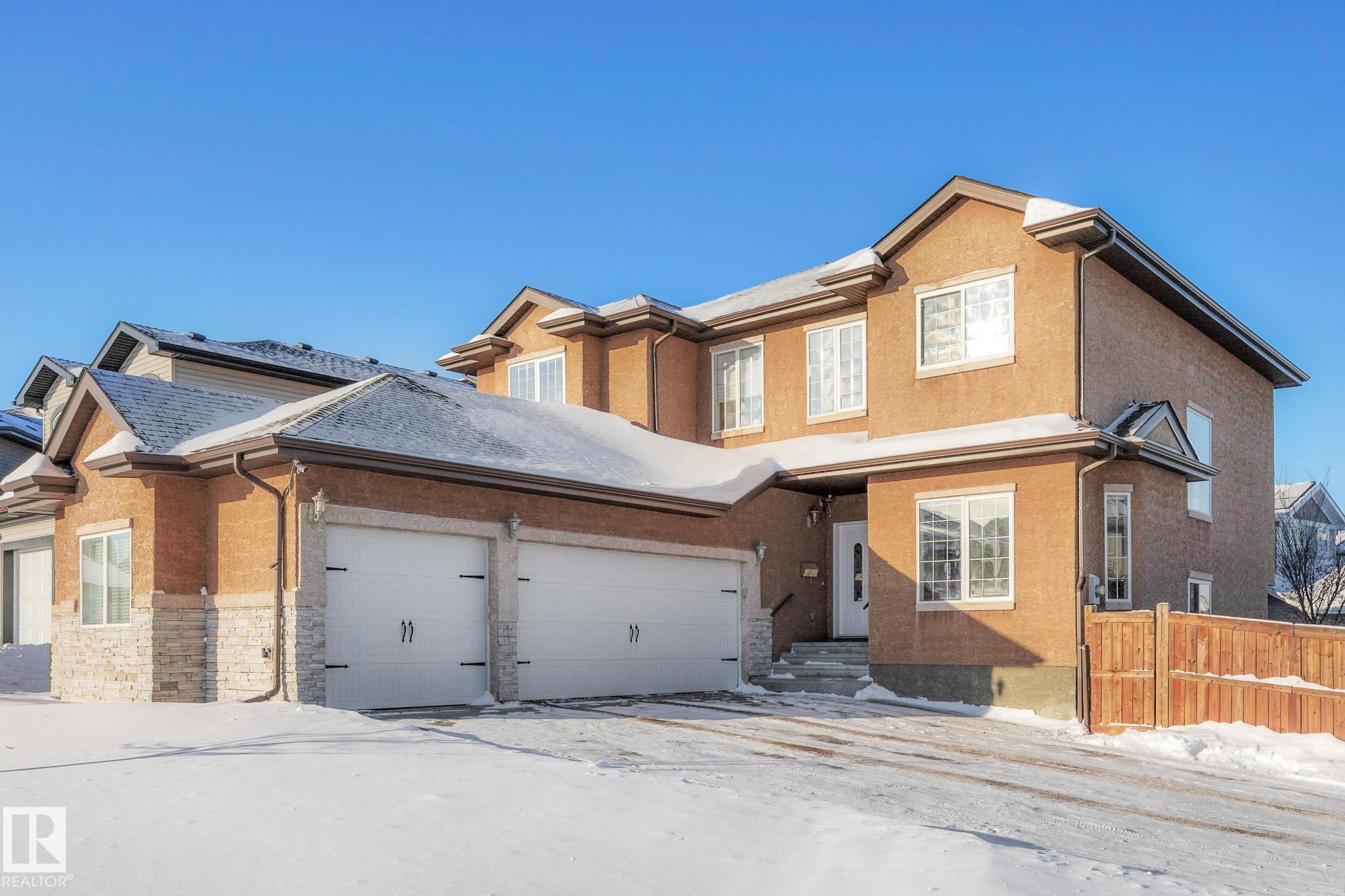 102 LAKEWOOD Close, E4470547, Alberta,