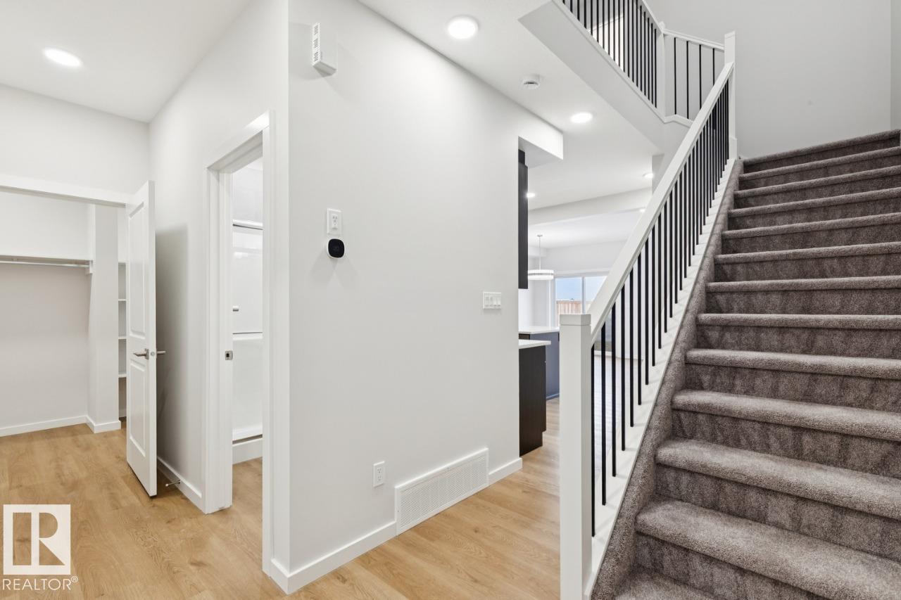 Third View of 336 27 Street, Alces, Edmonton, Alberta, T6T 1N3