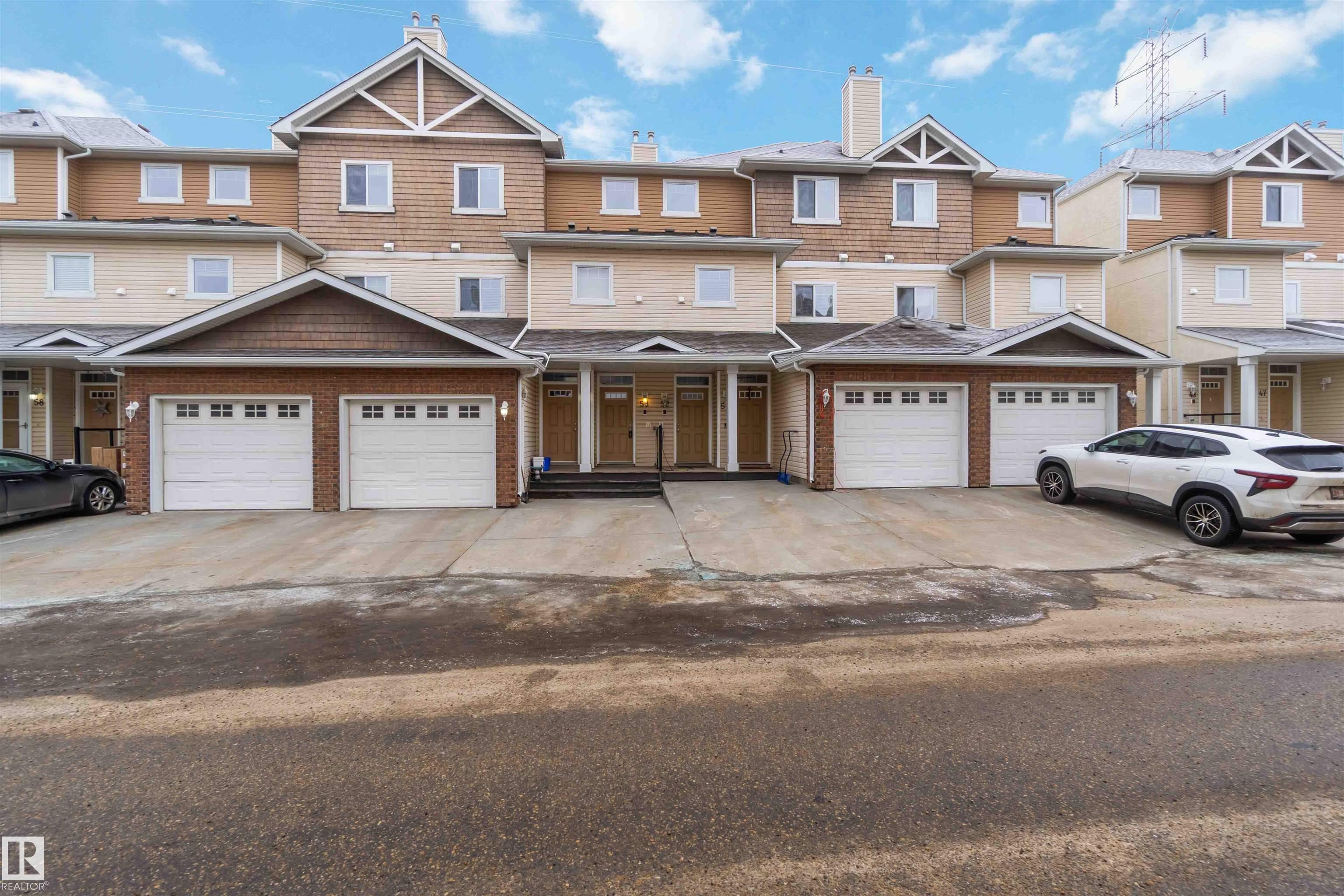 53 3010 33 Avenue, E4470599, Alberta,