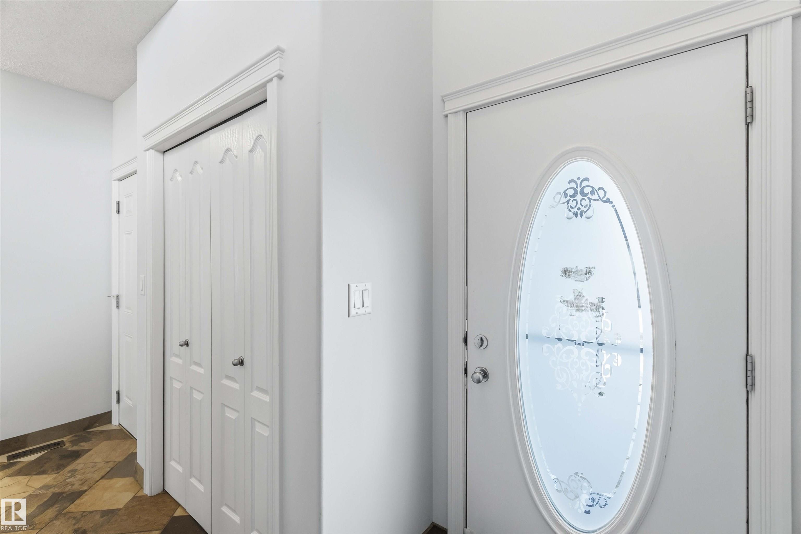 Third View of 9 3003 34 Avenue, Wild Rose, Edmonton, Alberta, T6T 0A1