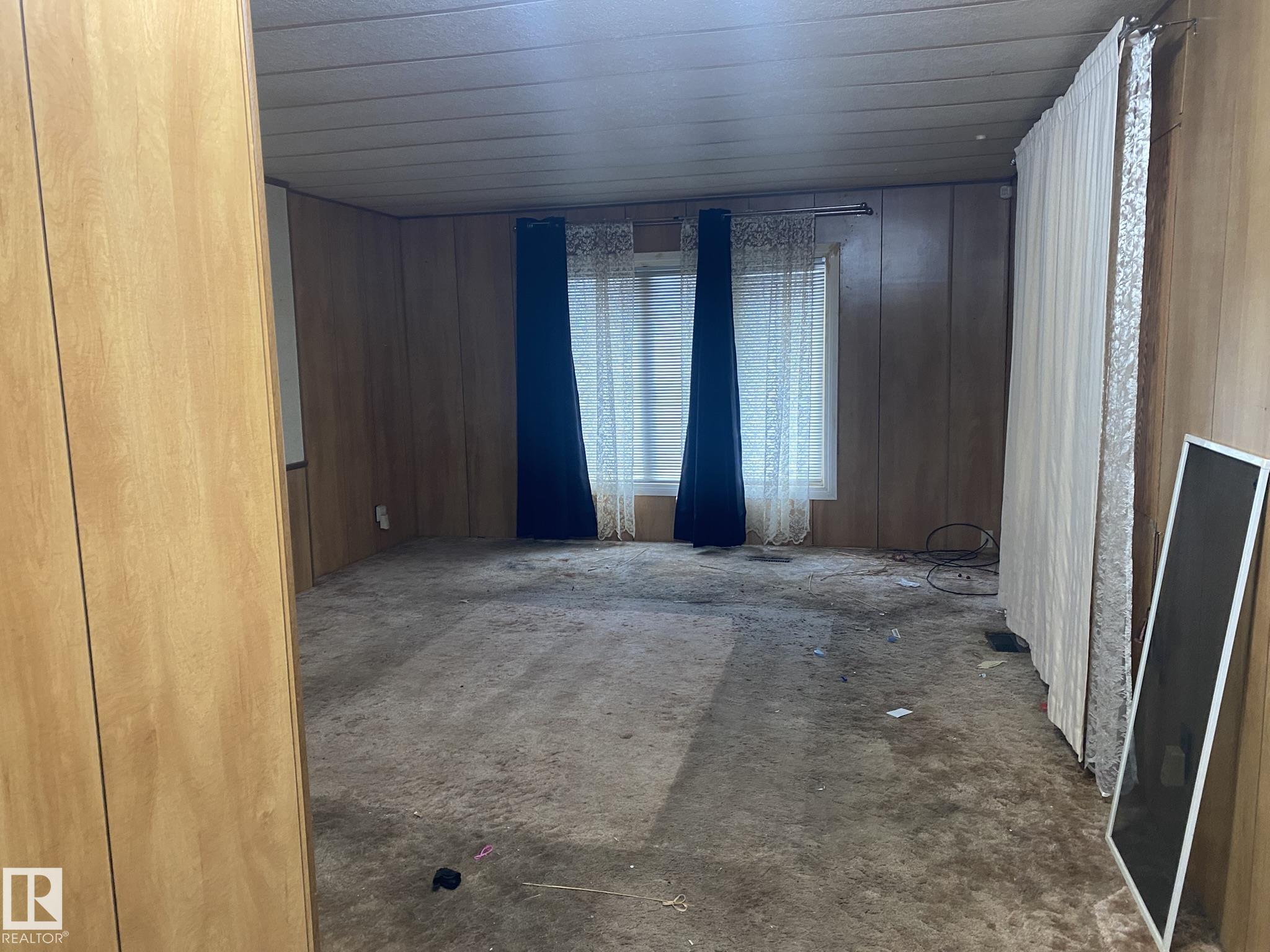 Third View of 20 West View Boulevard, Westview Village, Edmonton, Alberta, T5S 1T5