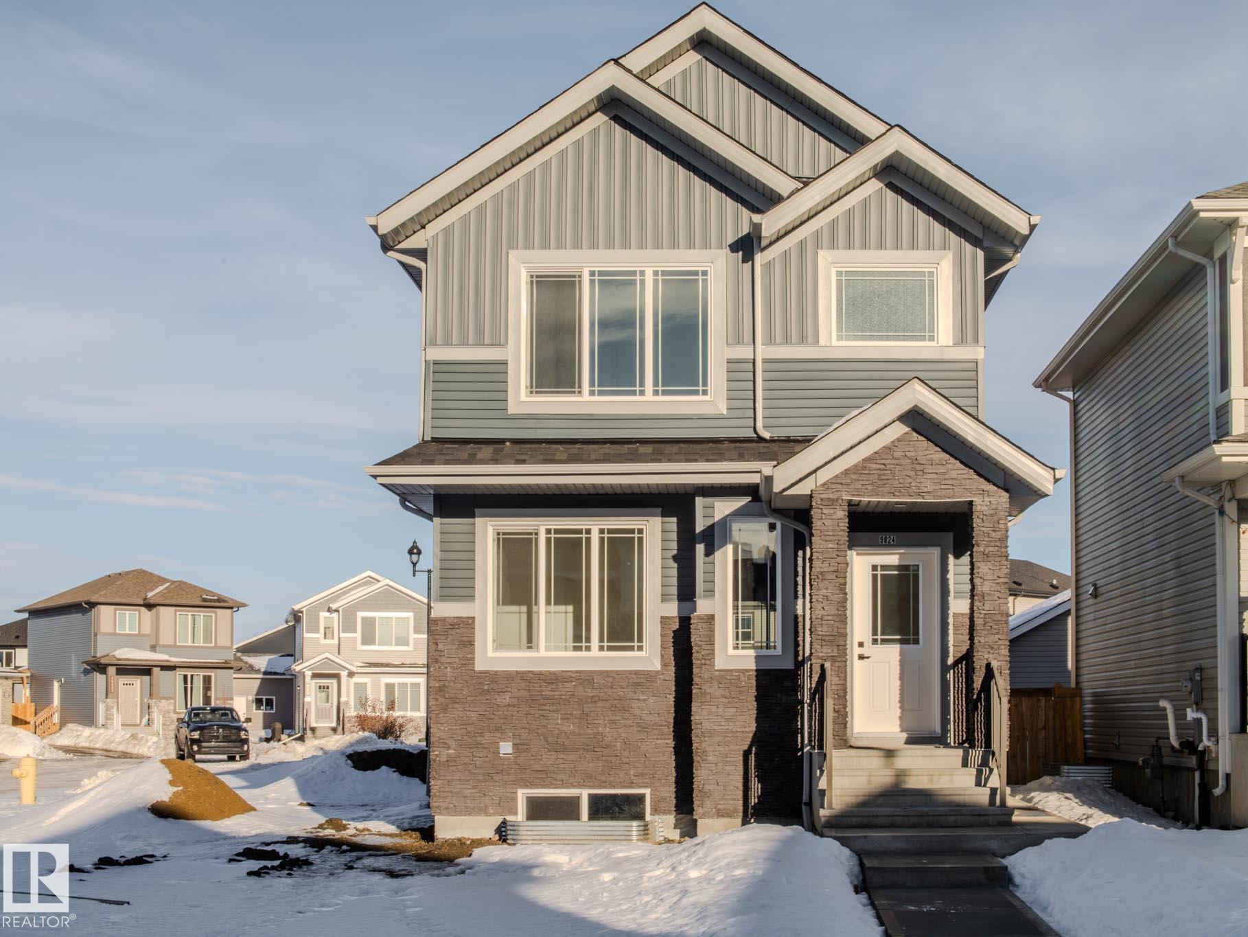9824 106 Avenue, E4470705, Alberta,