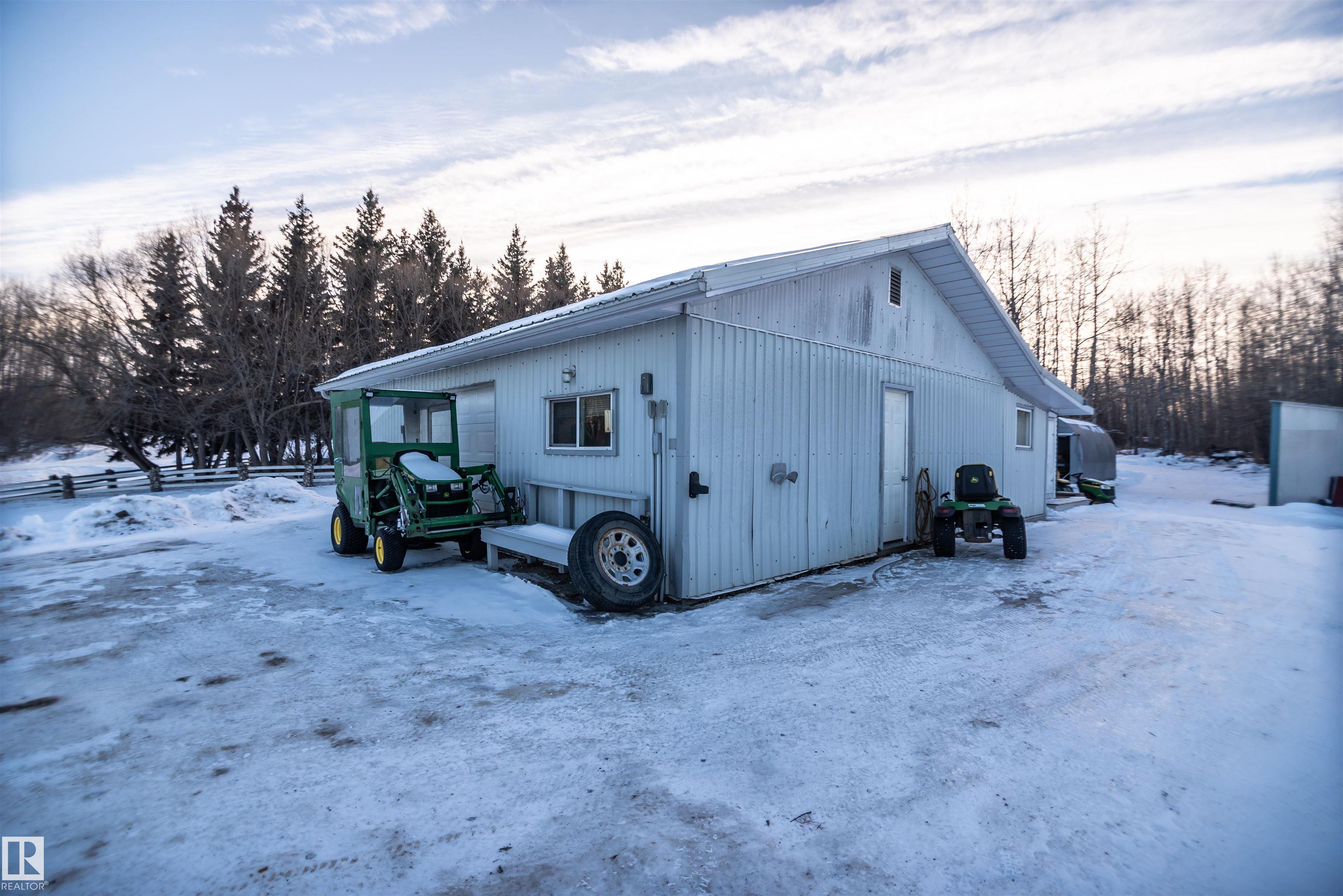 Fourth View of 6, 54126 RGE ROAD 30, Golden Glen Estates, Rural Lac Ste. Anne County, Alberta, T0E 0A0