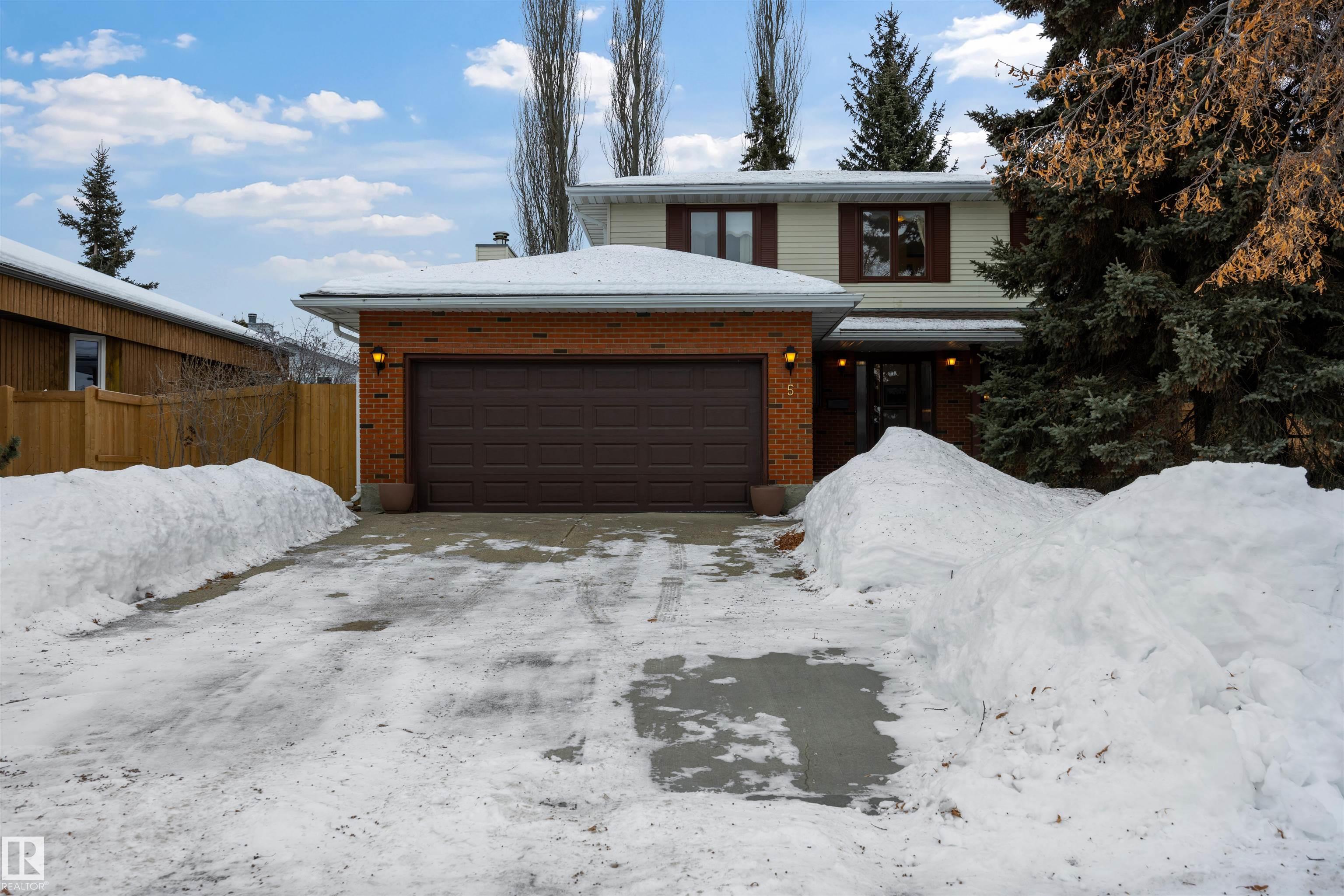 5 LOYOLA Place, E4470748, Alberta,
