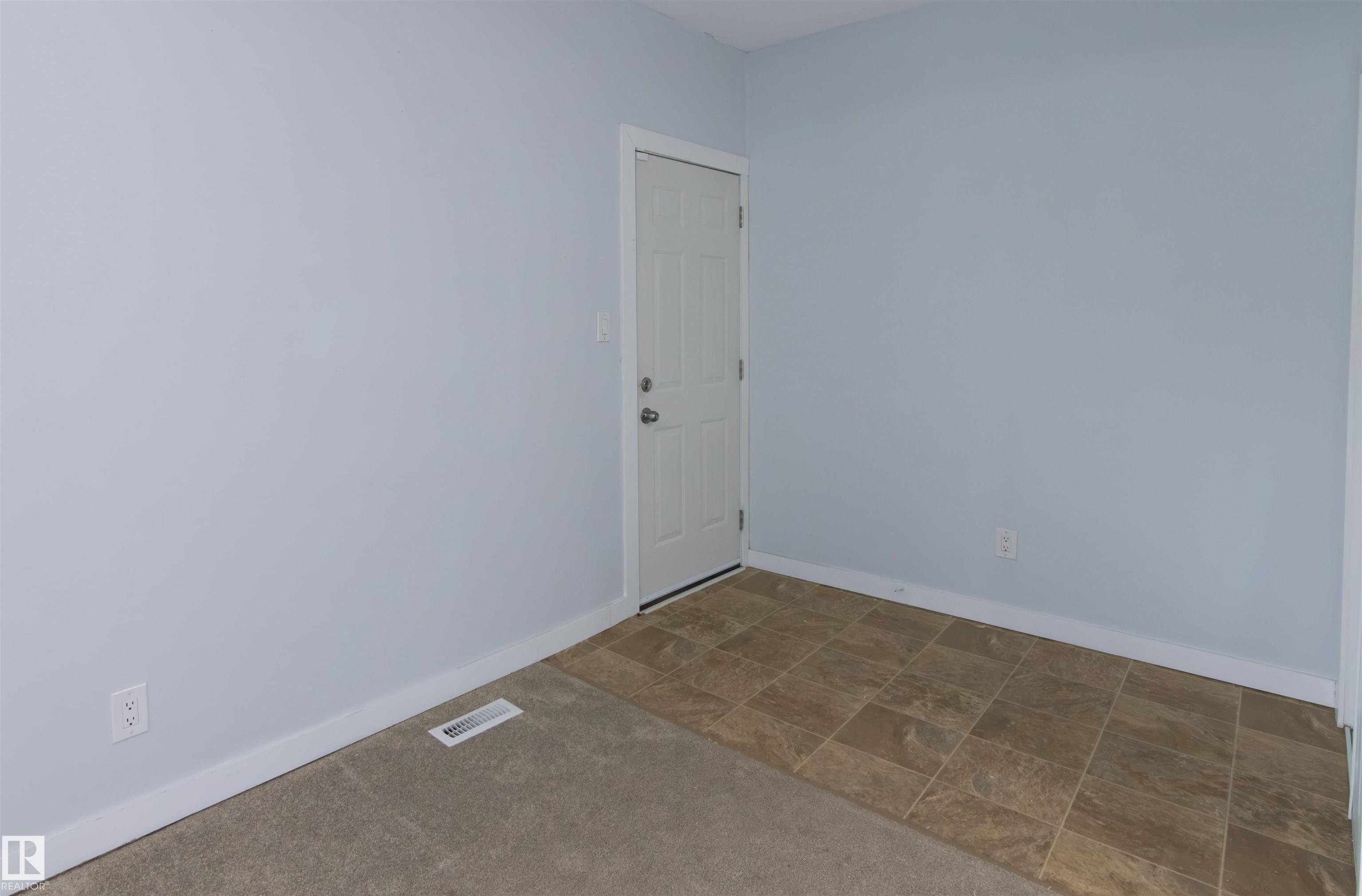 Fourth View of 11029 95 Street, Mccauley, Edmonton, Alberta, T5H 2E9